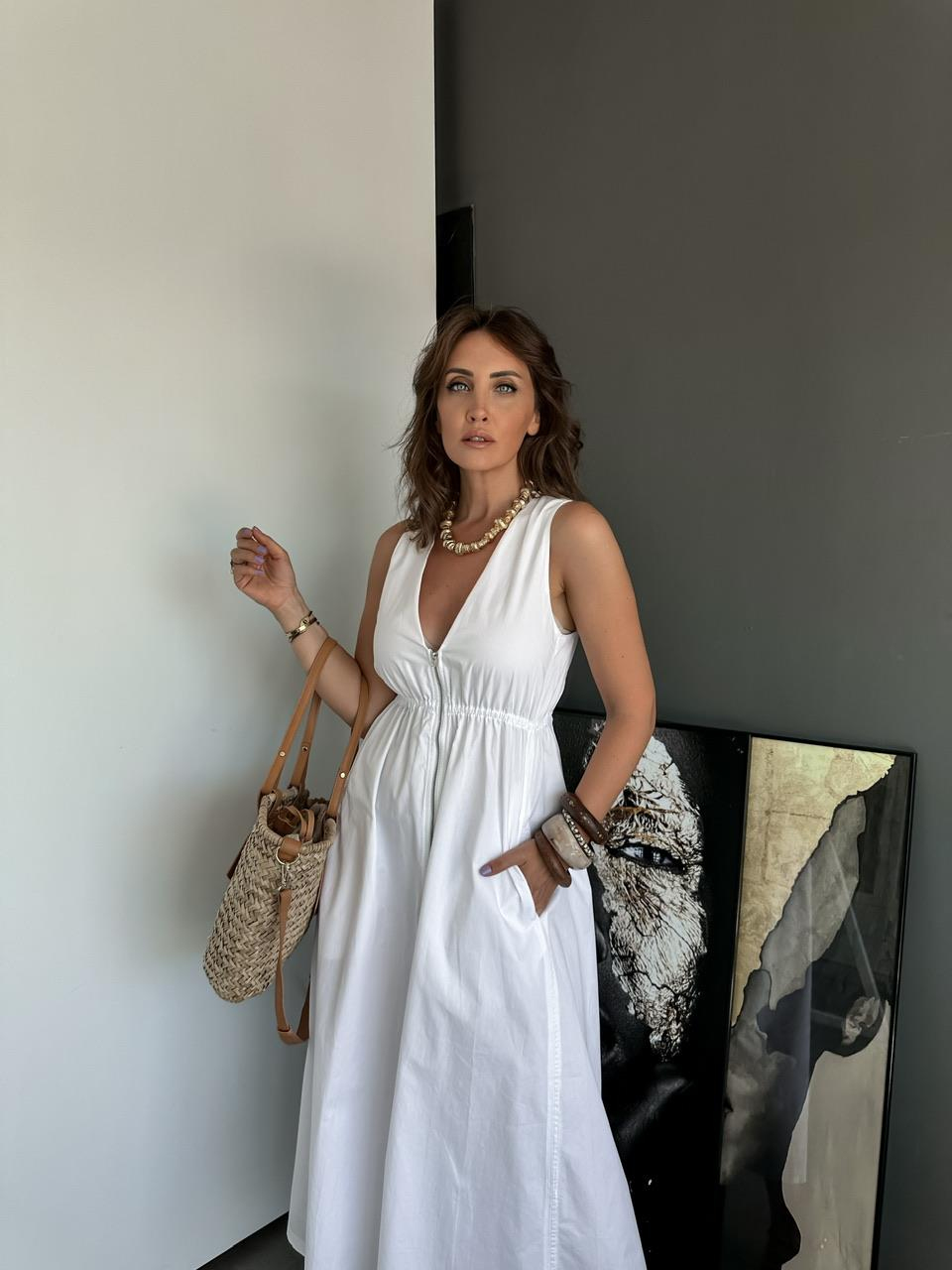 Beyaz Fermuarlı Beli Lastikli Orijinal Elbise