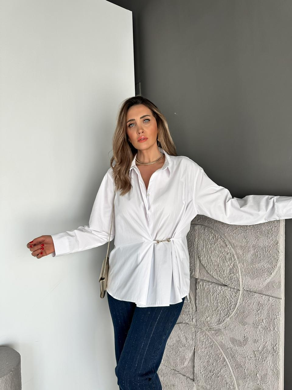 Beyaz Gold Aksesuarlı Poplin Gömlek