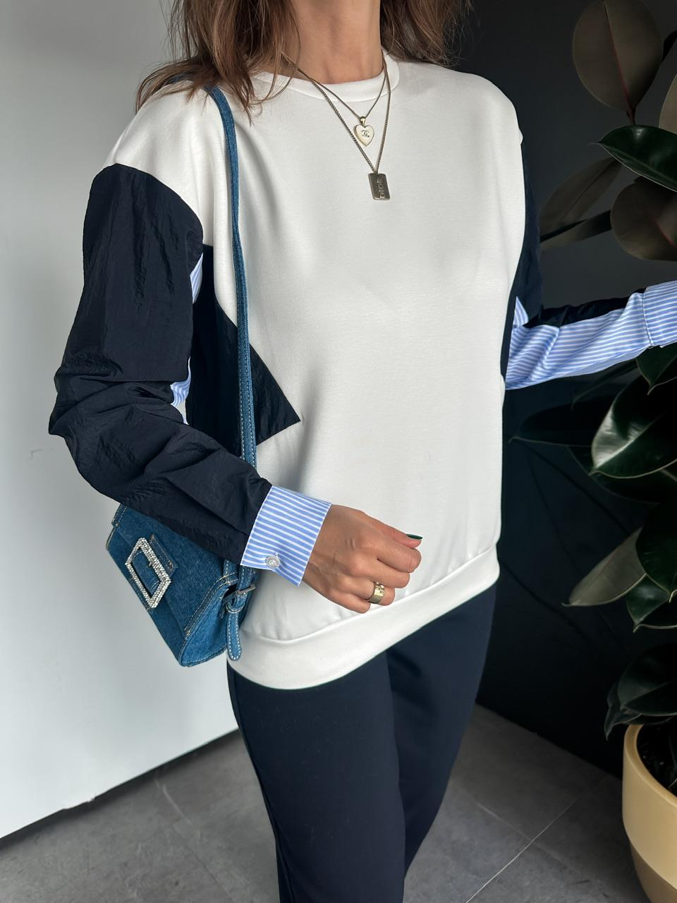 Beyaz Gömlek Ve Paraşüt Detaylı Sweatshirt