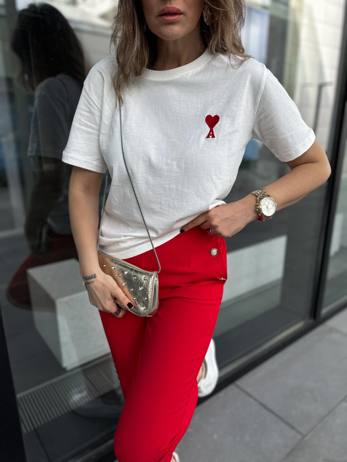 Beyaz Kırmızı Kalpli Basic Tshirt