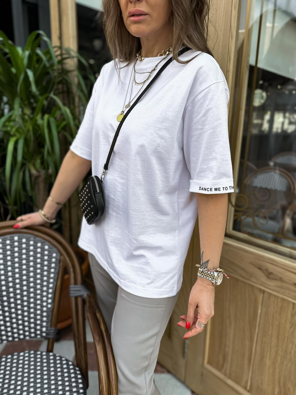 Beyaz Kolu Yazılı Cotton Tshirt