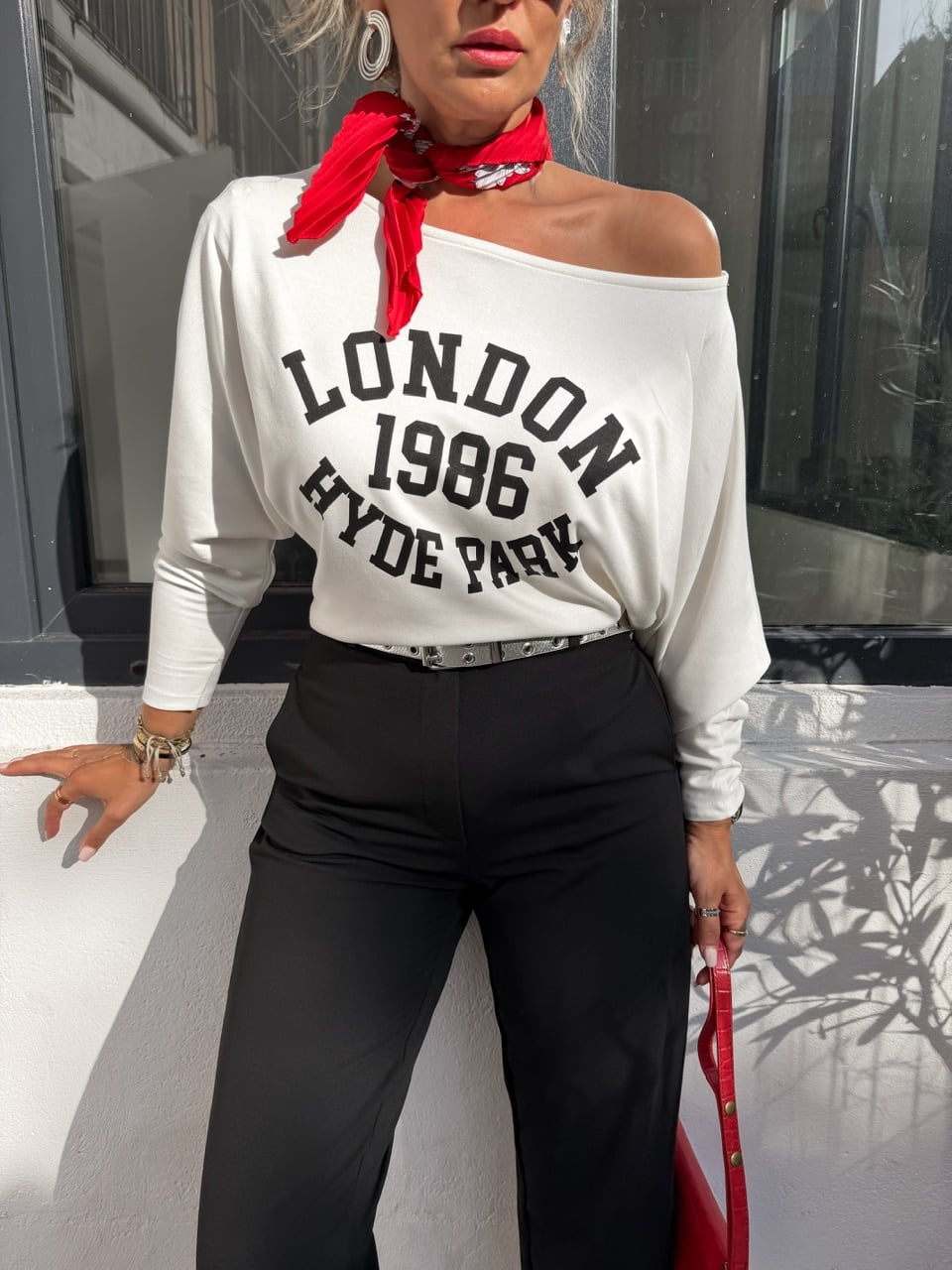 Beyaz London Tek Omuz Tshirt