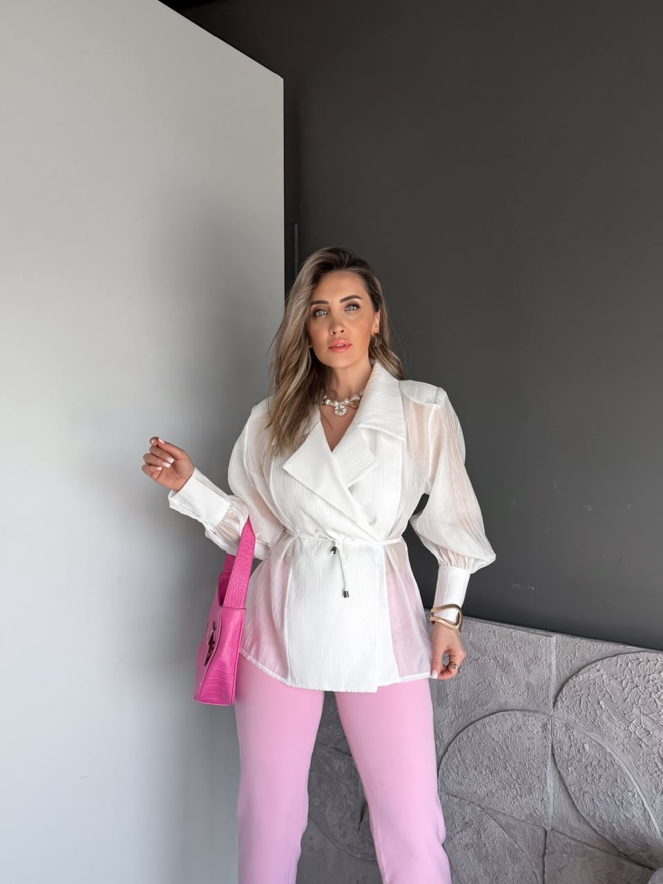 Beyaz Manşet Kollu Tül Ceket