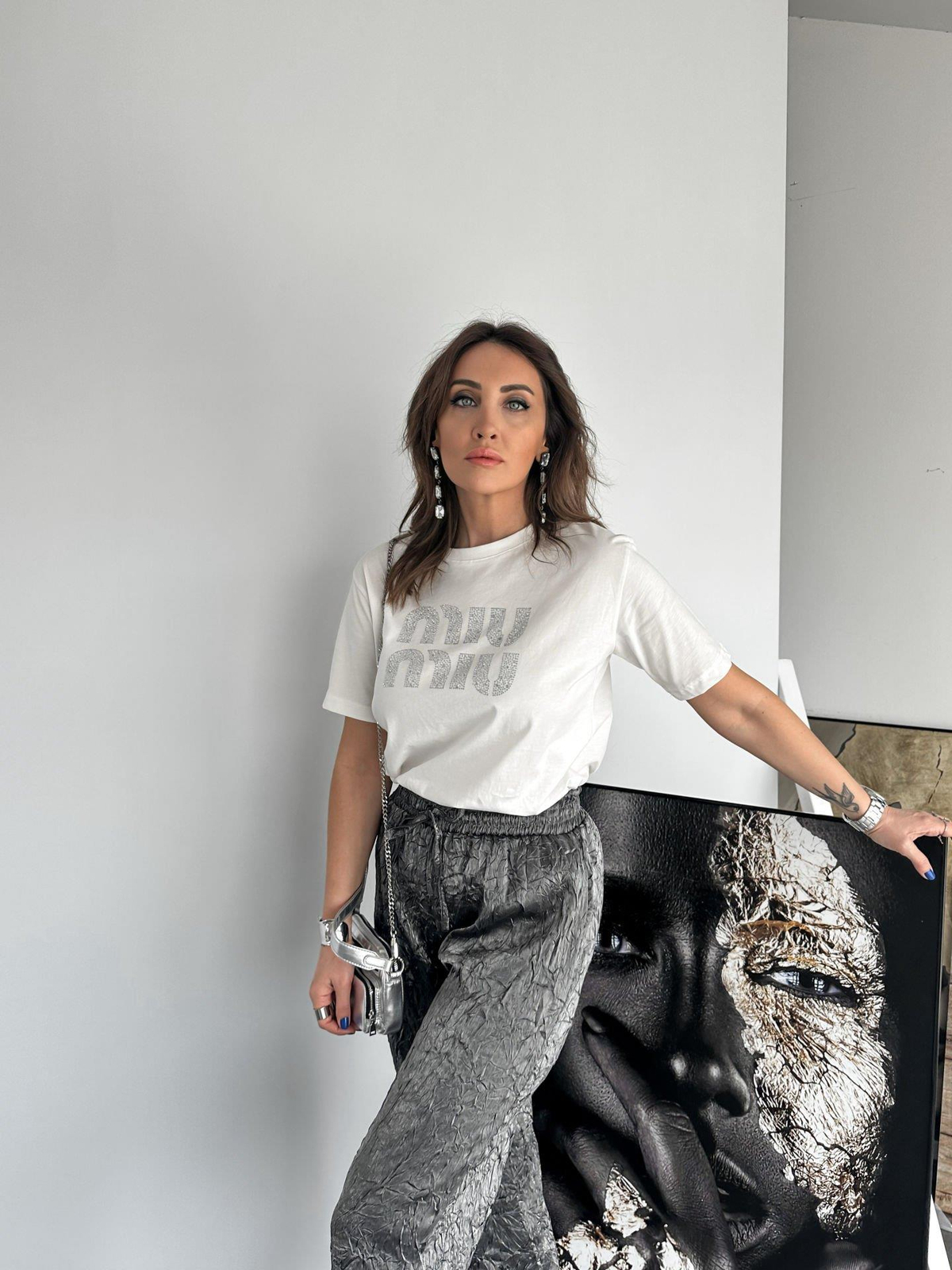 Beyaz Miu Taş Baskılı Tshirt