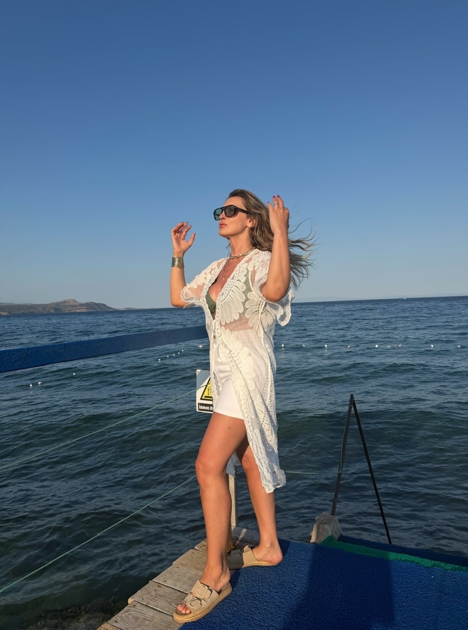 Beyaz Motifli Bohem Kimono 