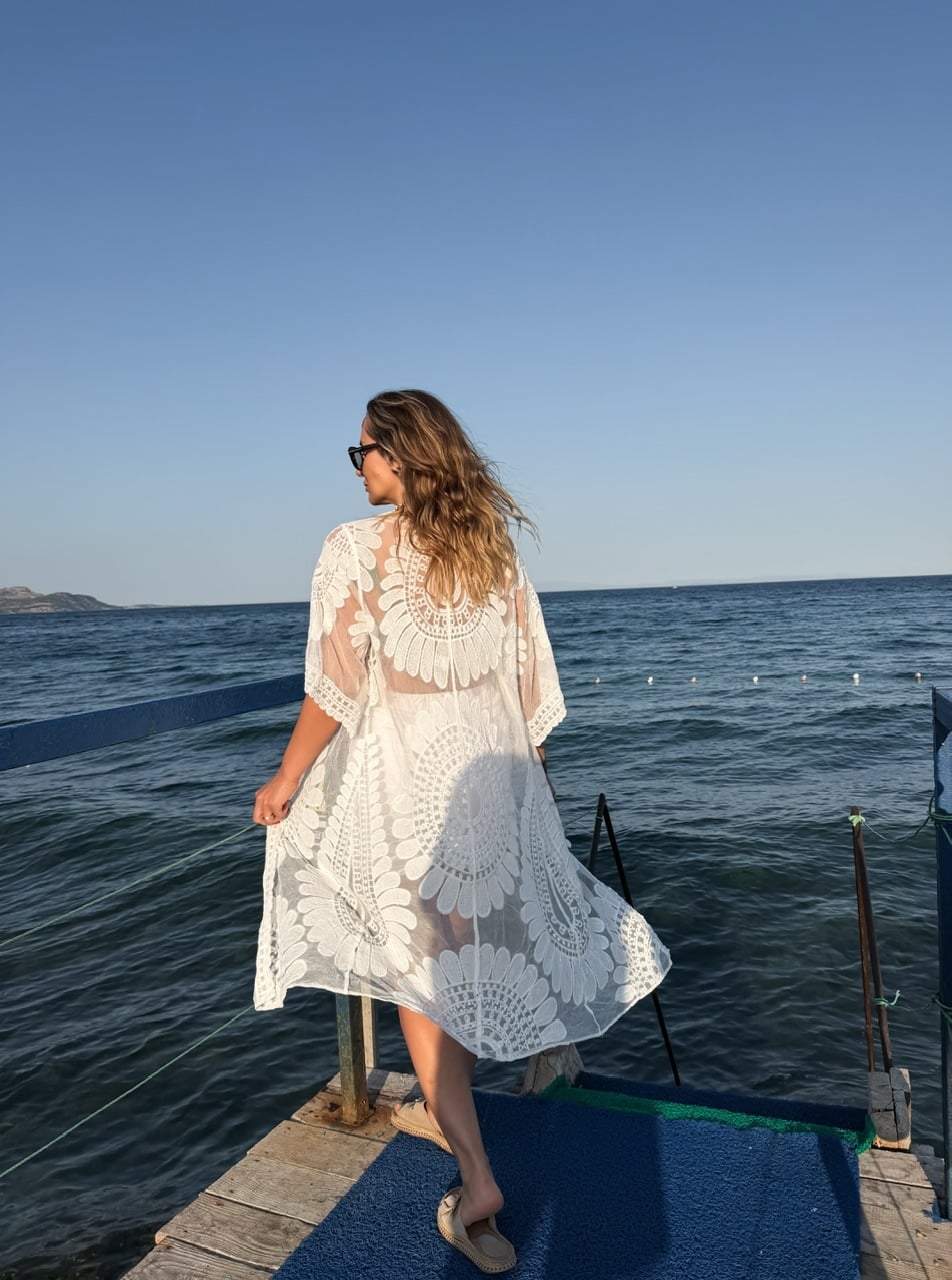 Beyaz Motifli Bohem Kimono 