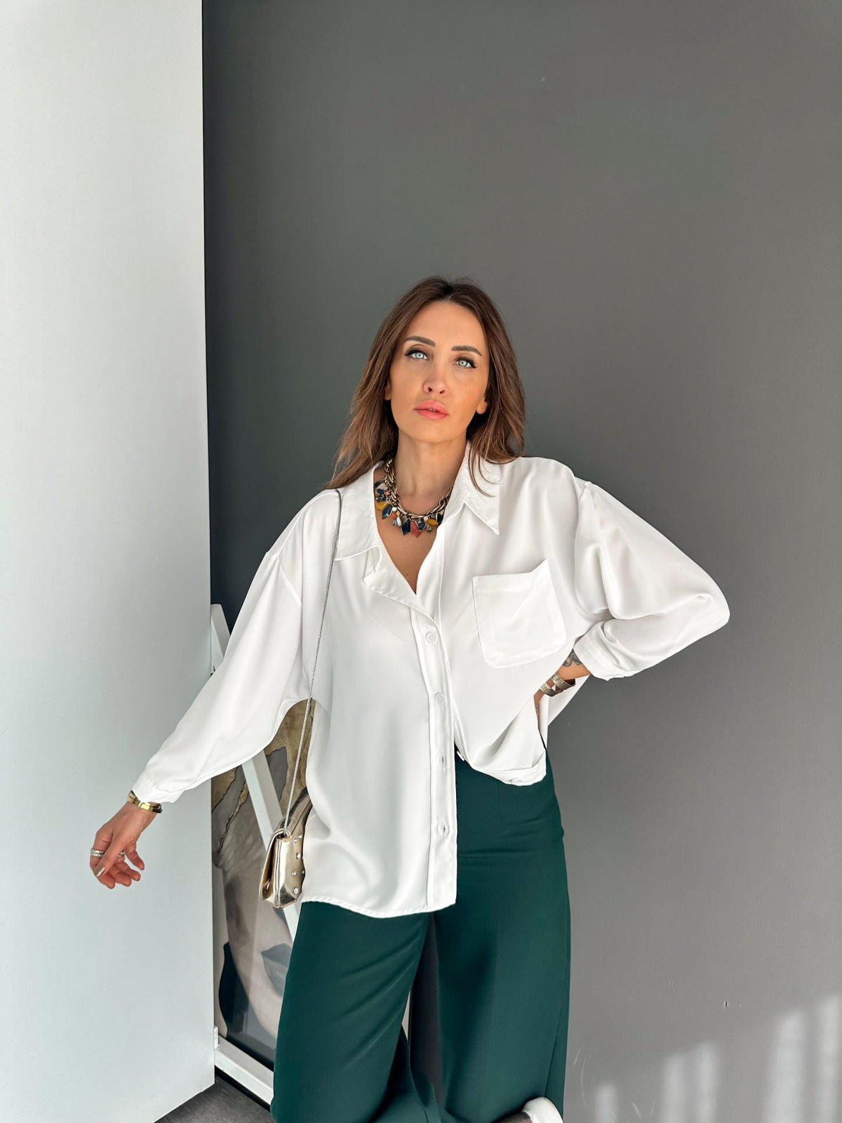 Beyaz Pamuk Saten Oversize Gömlek