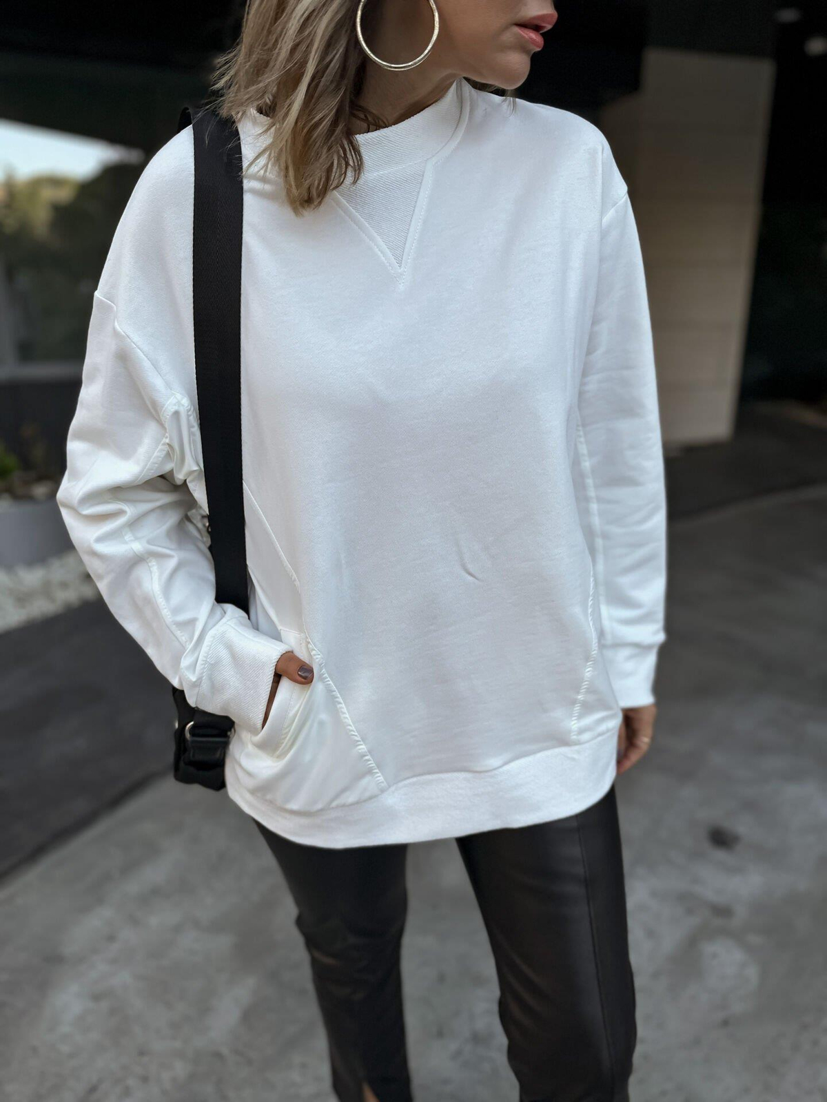 Beyaz Paraşüt Parçalı Sweatshirt