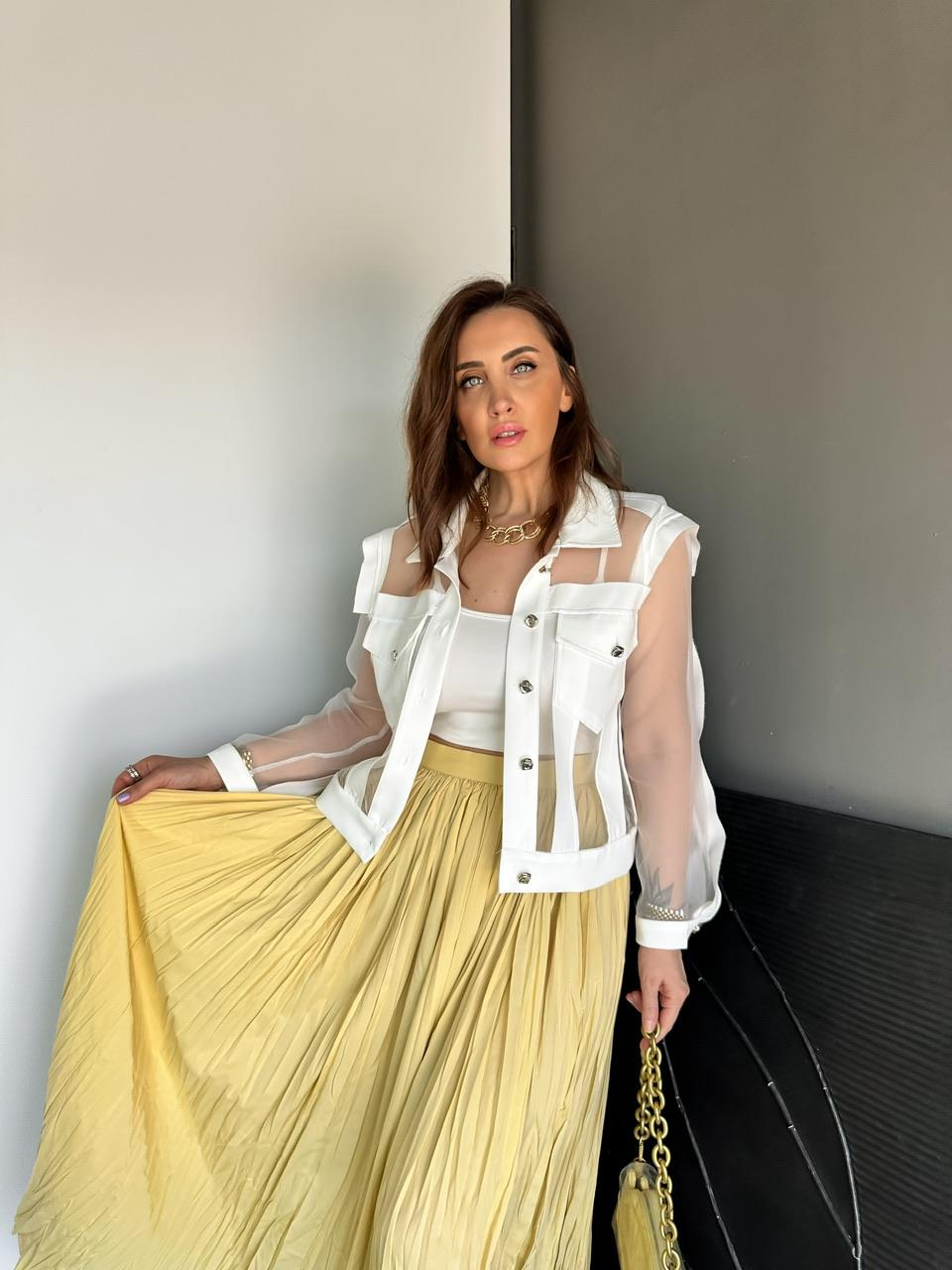 Beyaz Parçalı Dalya Tasarım Ceket