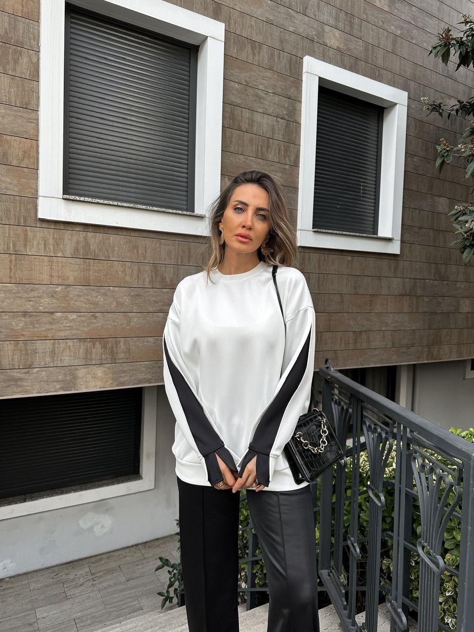 Beyaz Scuba Tasarım Kollu Sweatshirt