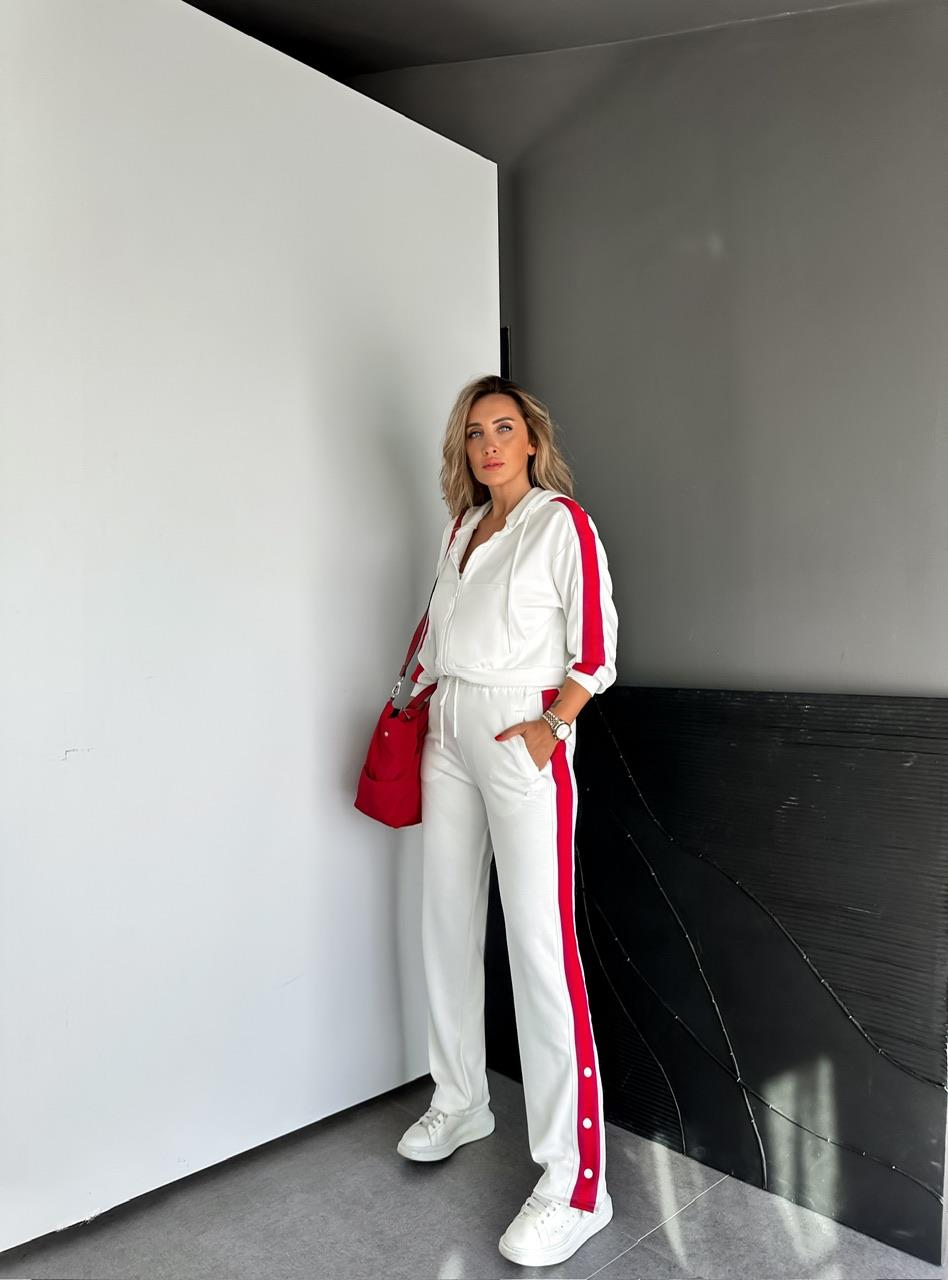 Beyaz Şeritli Marka Model Takım