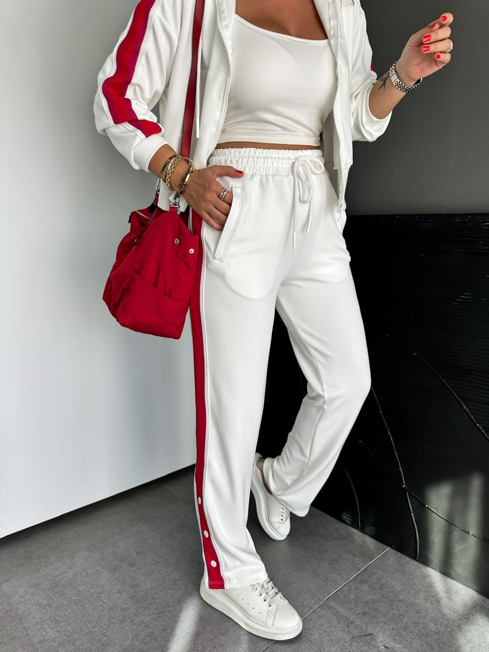 Beyaz Şeritli Marka Model Takım