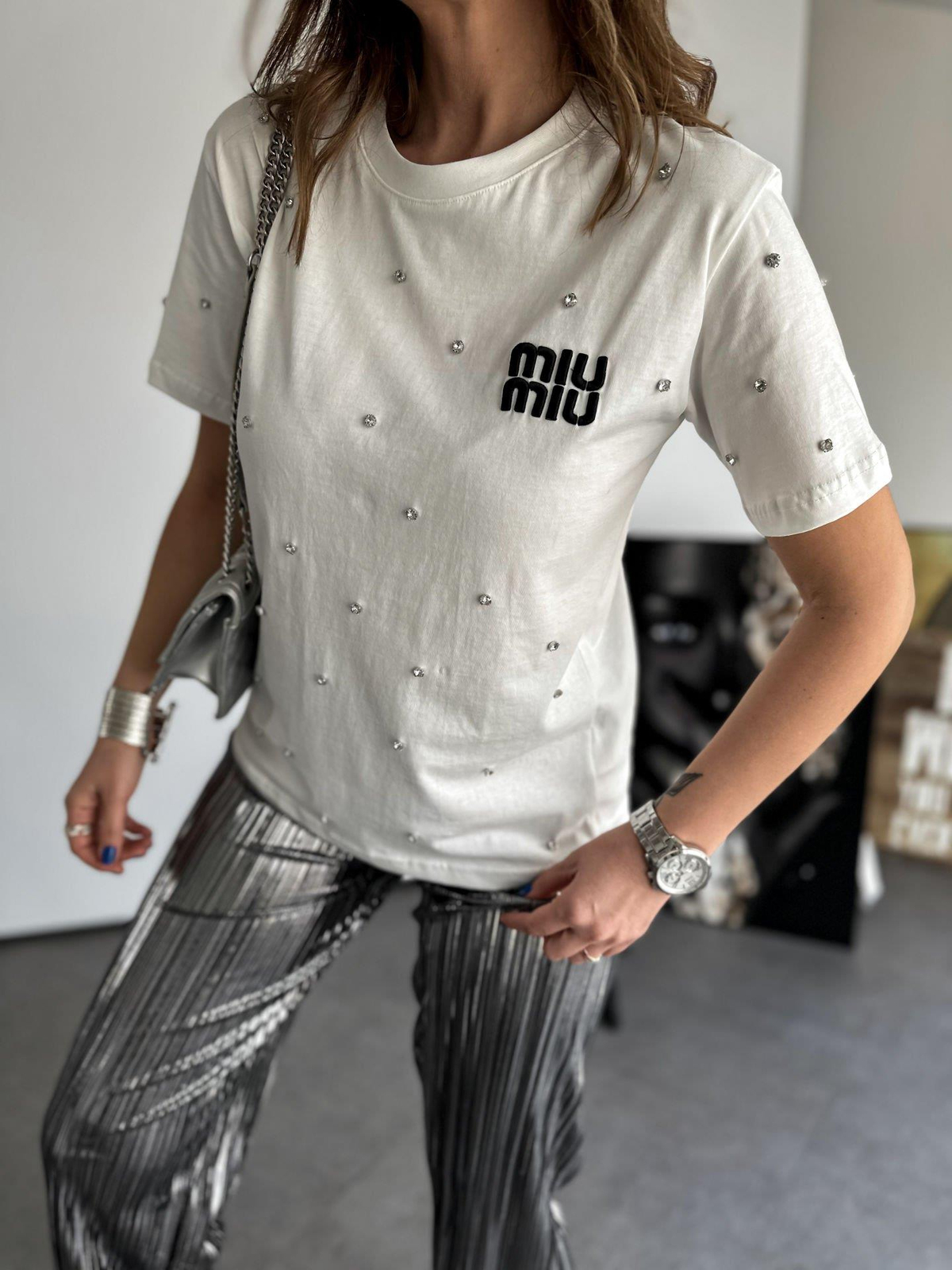 Beyaz Serpme Taşlı Miu Tshirt
