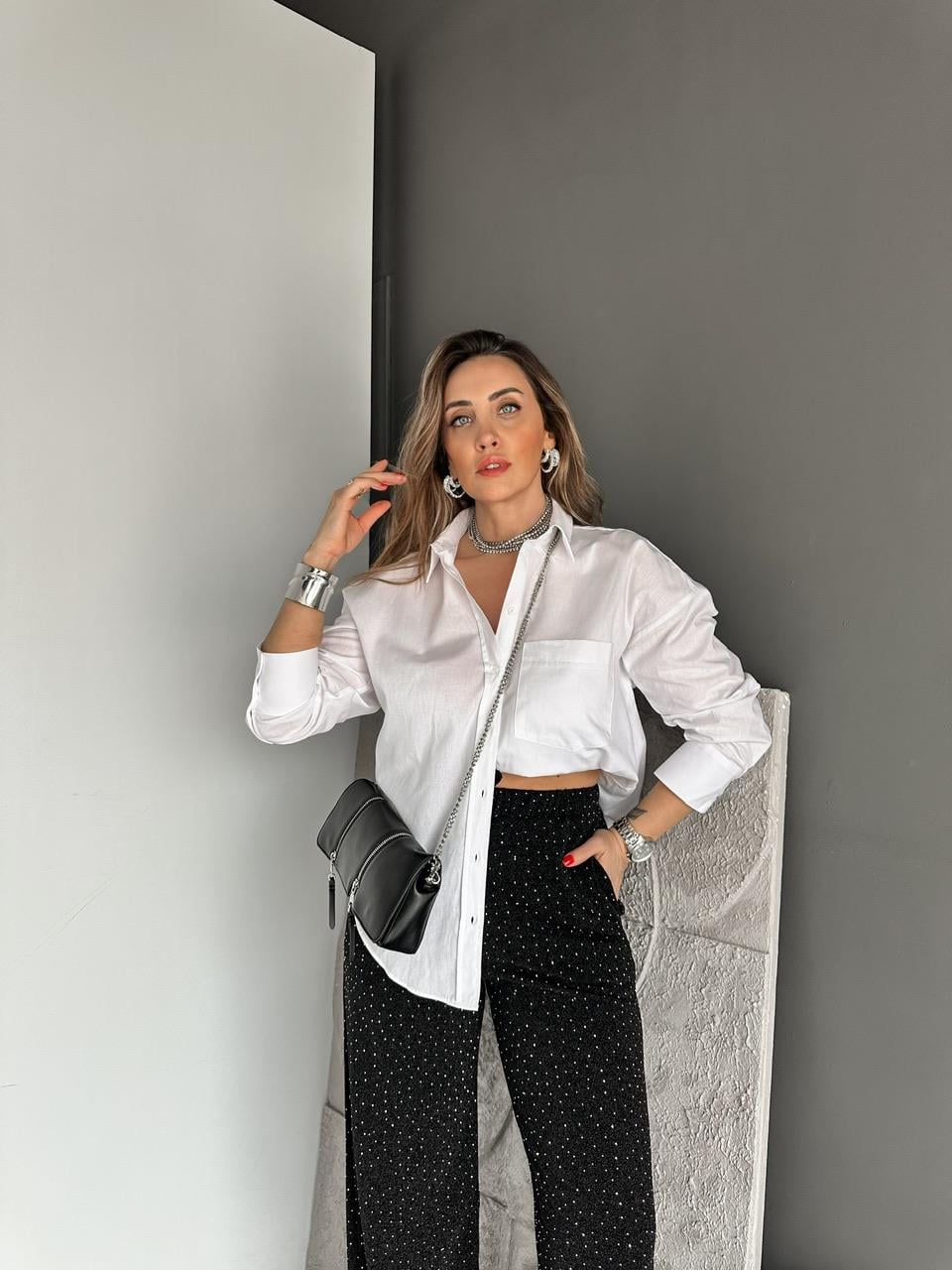 Beyaz Tek Cepli Basic Cotton Gömlek