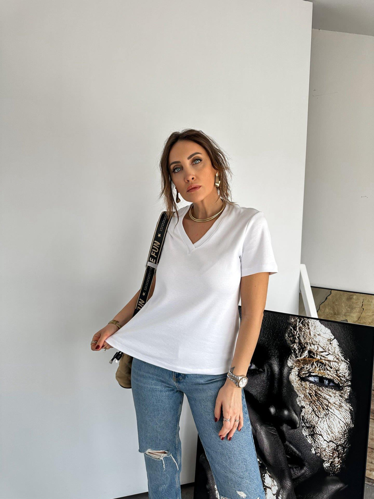 Beyaz V Yaka Organic Cotton Tshirt