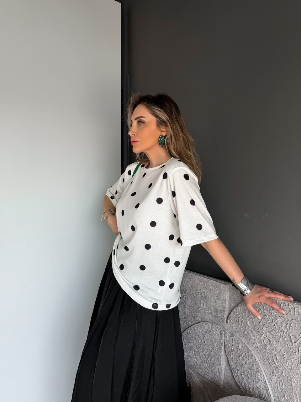 Beyaz Vatkalı Puantiyeli Tshirt