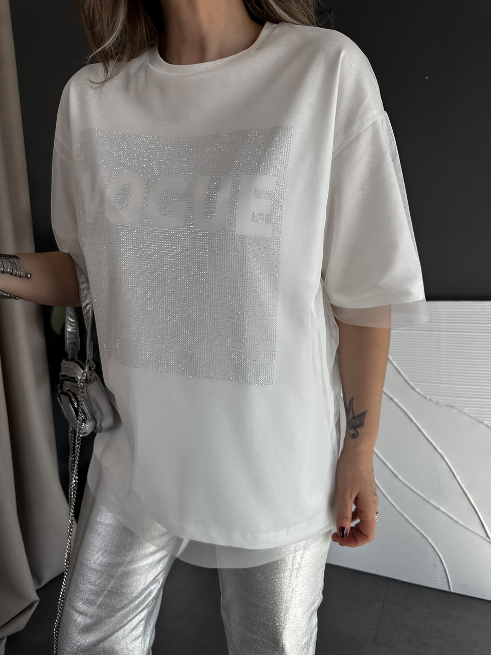 Beyaz Vogue Simli Tüllü Tshirt