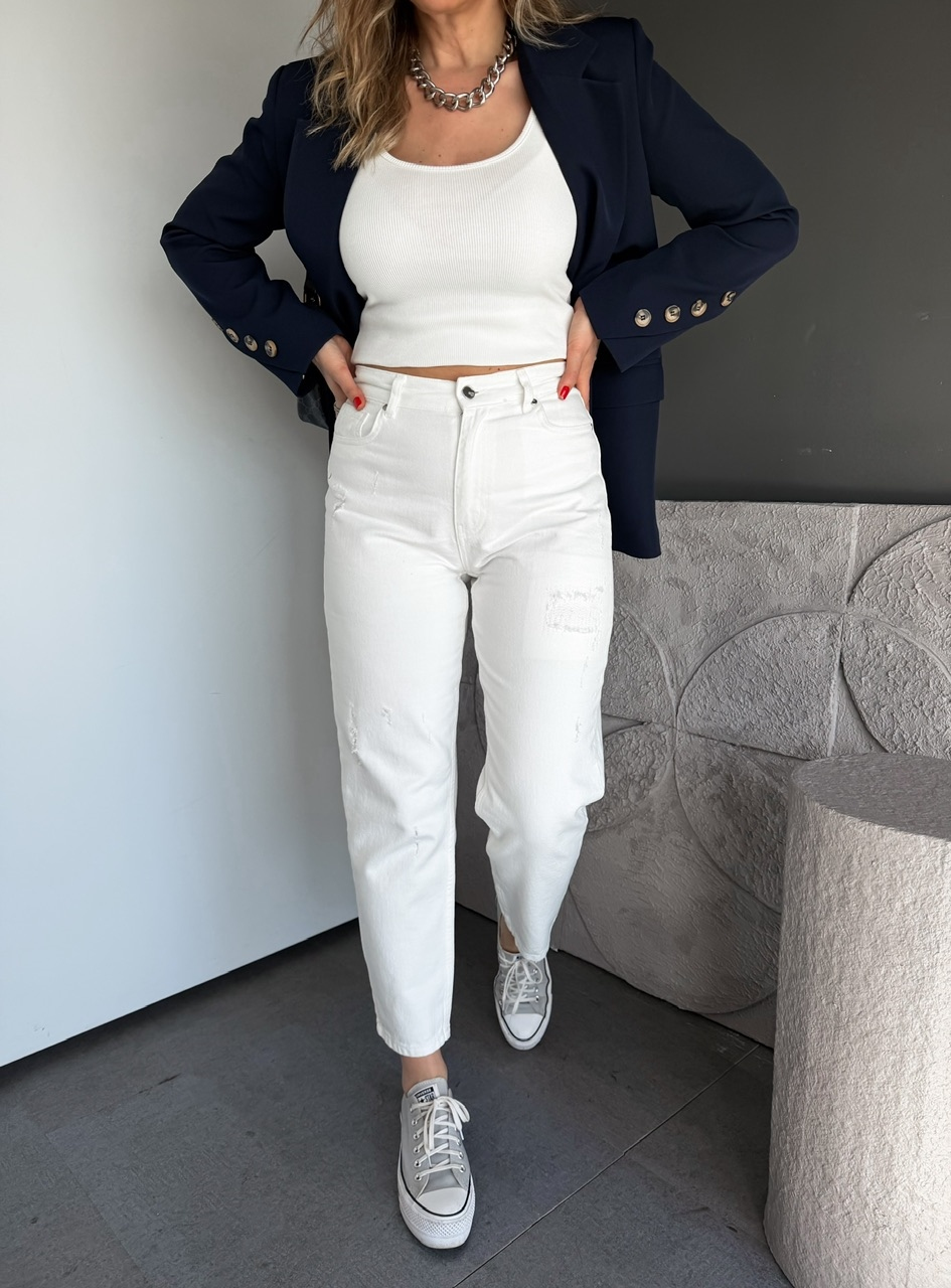 Beyaz Yırtık Parçalı Mom Jean