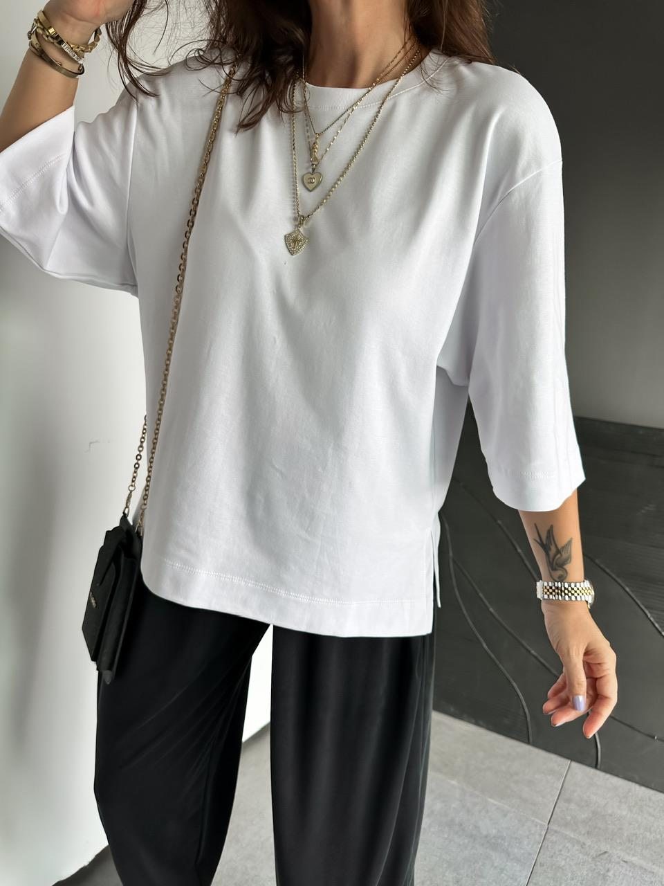 Beyaz Yırtmaçlı Cotton Oversize Tshirt