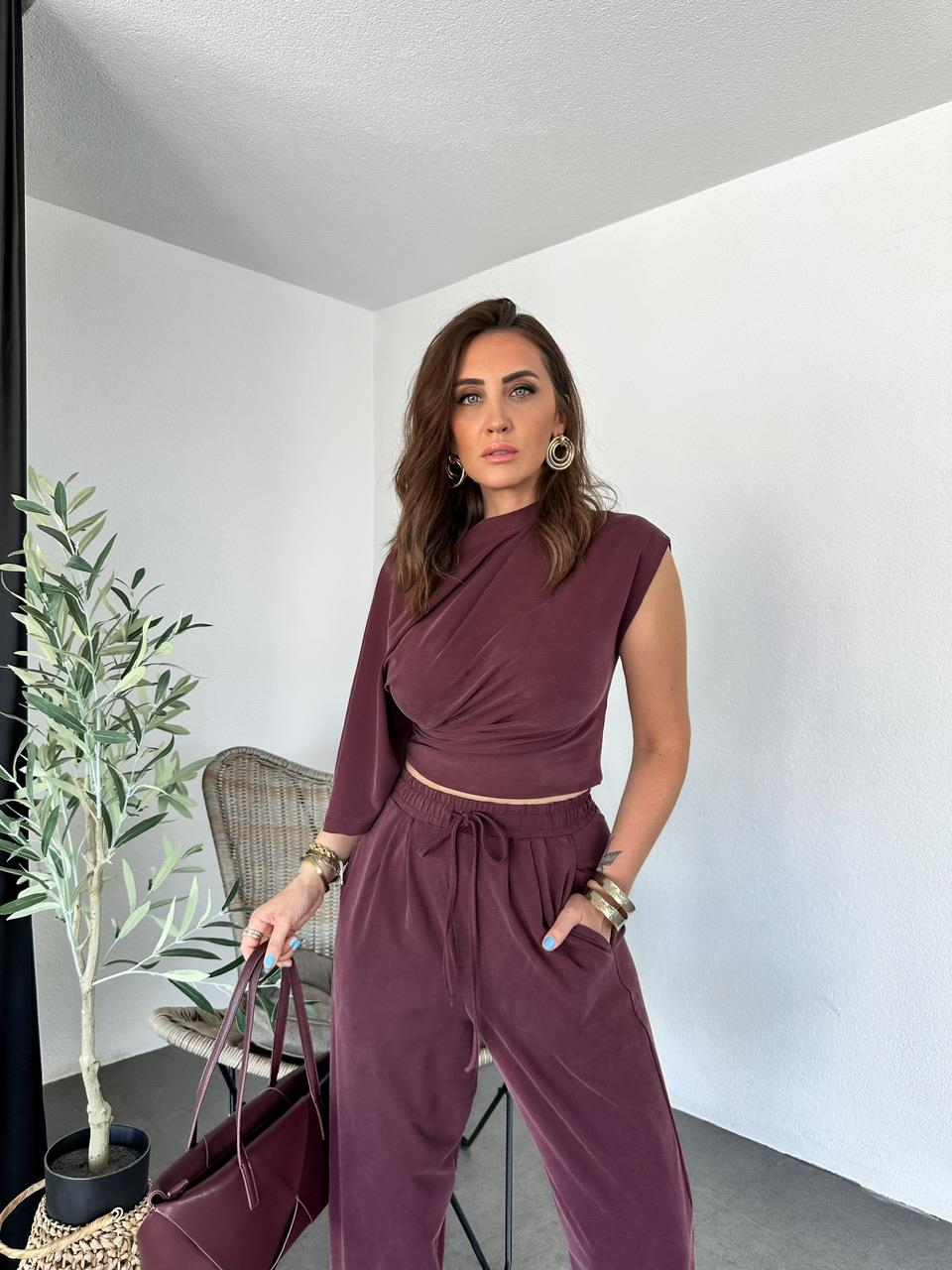 Bordo Asimetrik Bluzlu Tasarım Takım