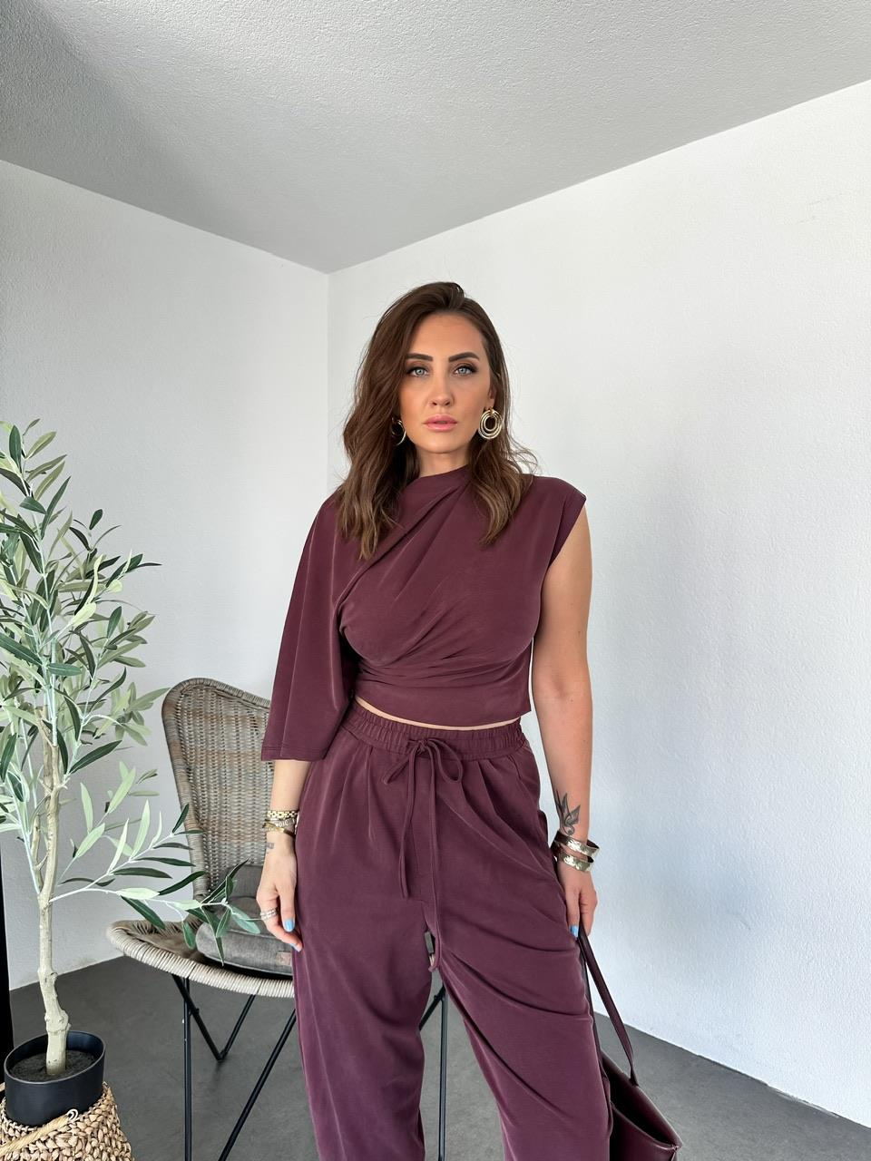 Bordo Asimetrik Bluzlu Tasarım Takım