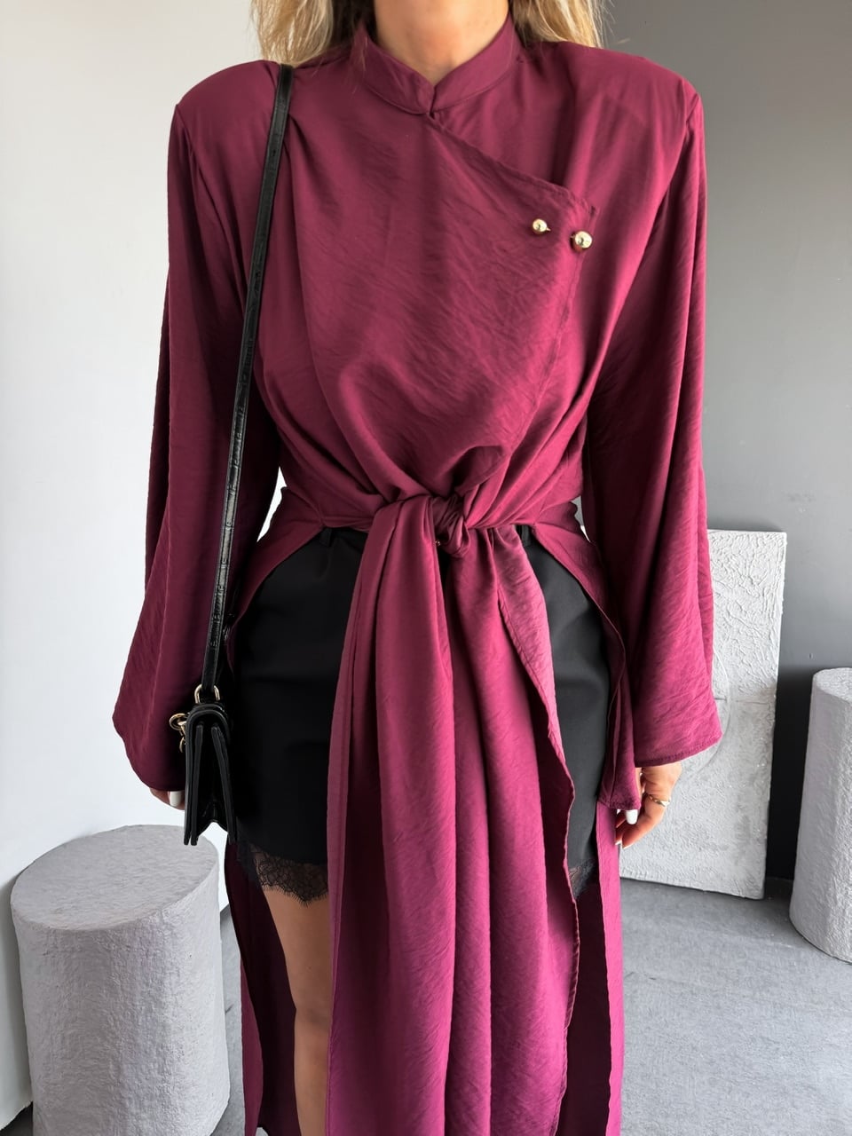 Bordo Broşlu Yırtmaçlı Uzun Kimona