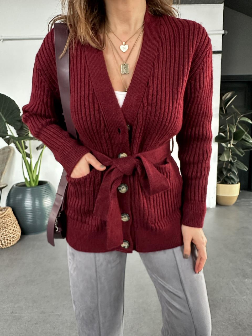 Bordo Cepli Kuşaklı Hırka