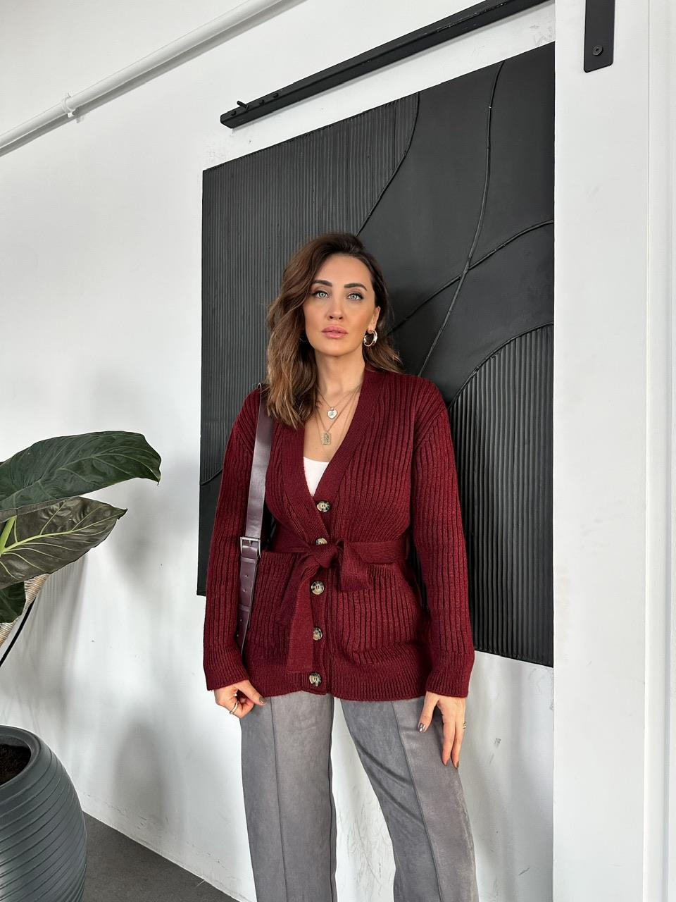 Bordo Cepli Kuşaklı Hırka