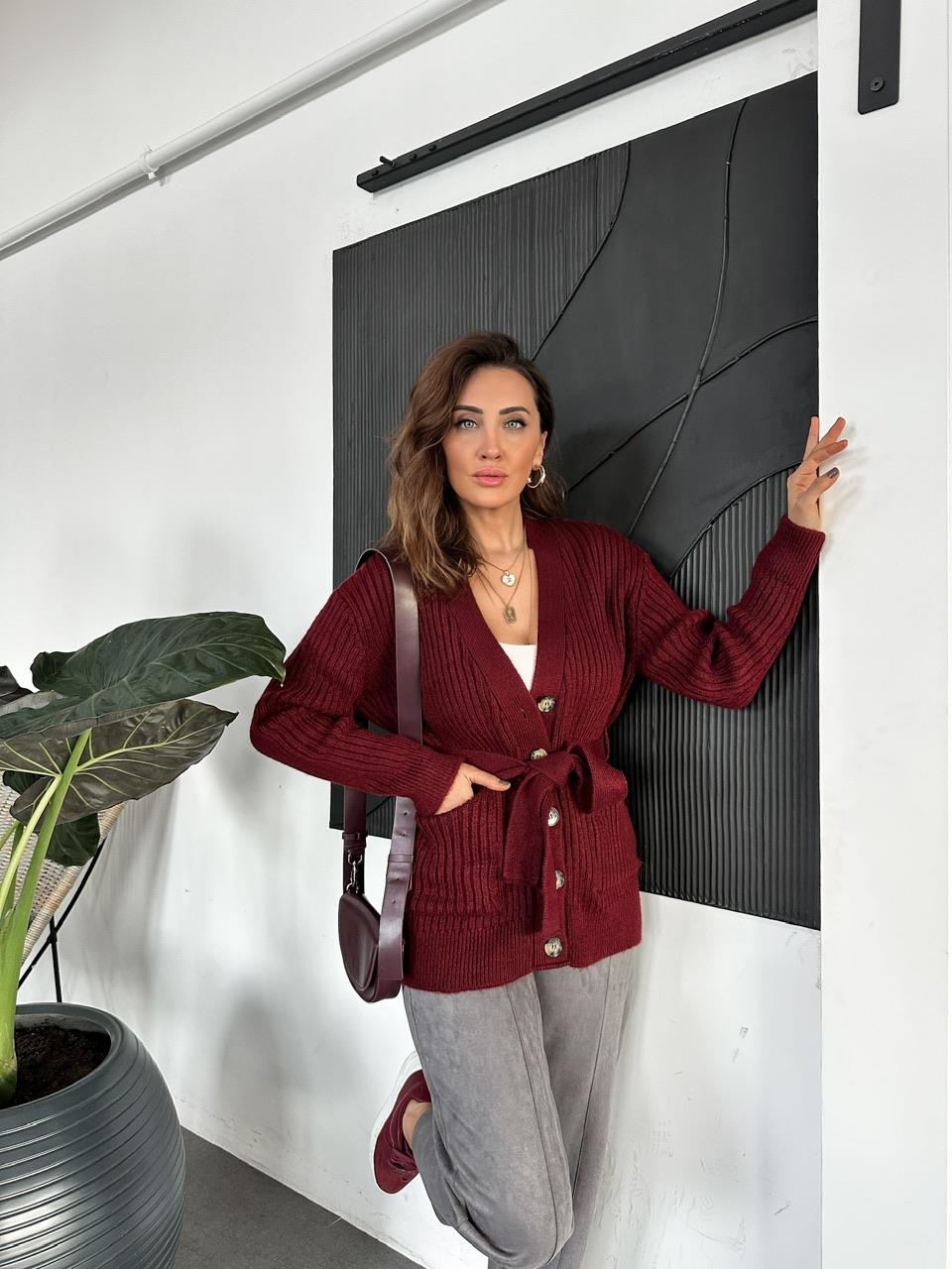Bordo Cepli Kuşaklı Hırka