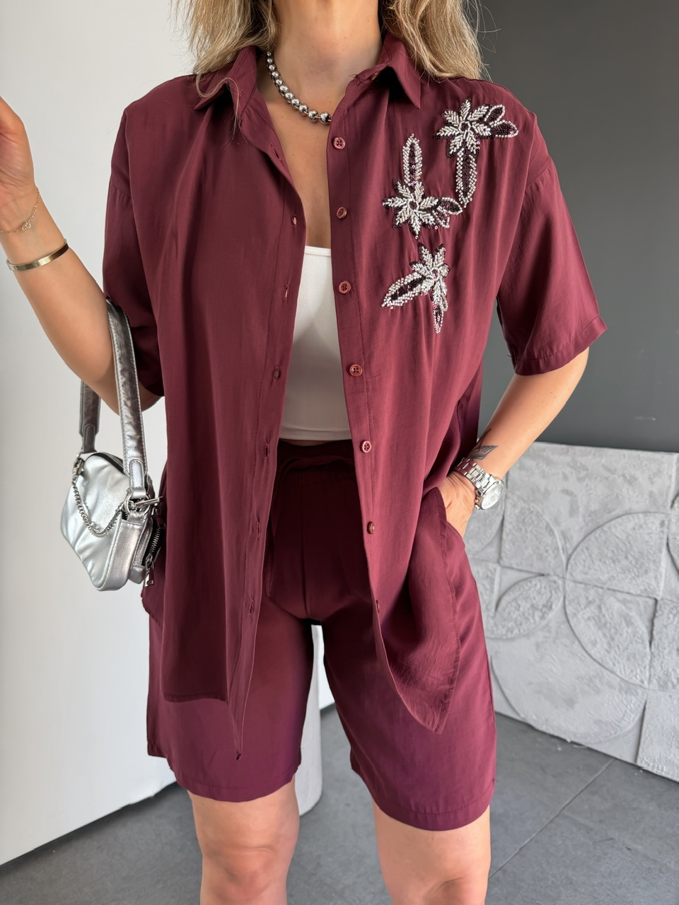 Bordo Çiçek Nakışlı Şortlu Takım