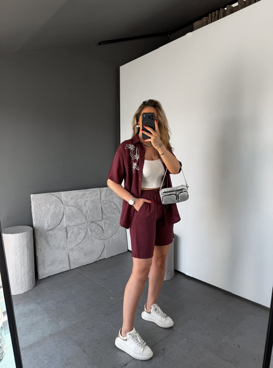 Bordo Çiçek Nakışlı Şortlu Takım