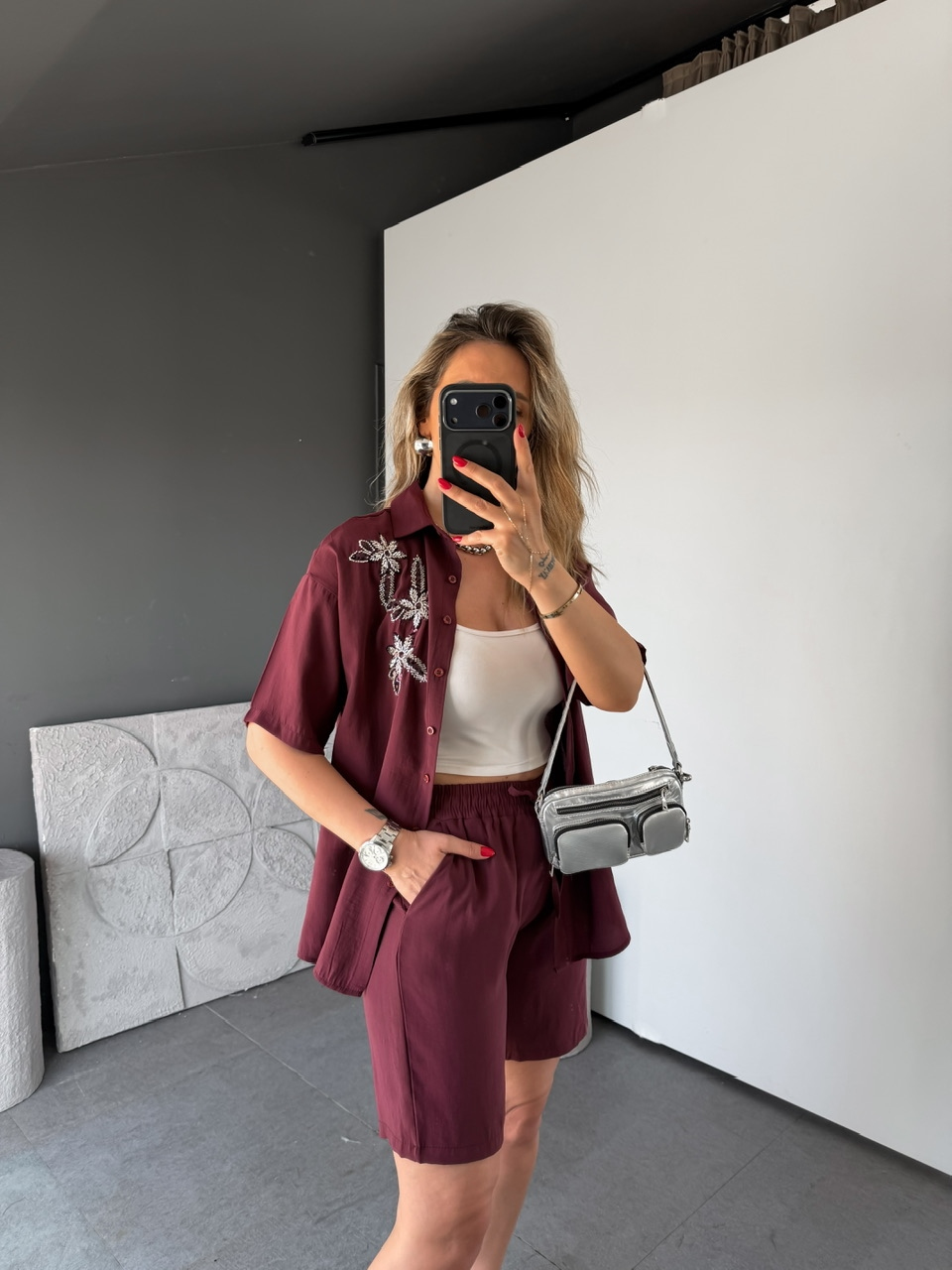 Bordo Çiçek Nakışlı Şortlu Takım
