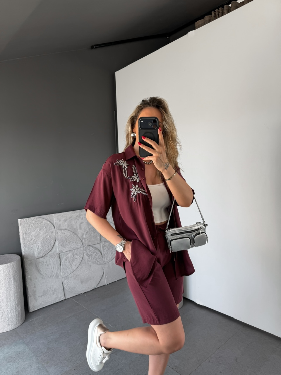 Bordo Çiçek Nakışlı Şortlu Takım