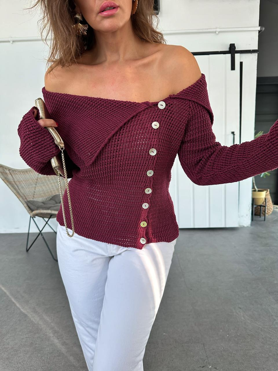 Bordo Degaje Düğmeli Kazak