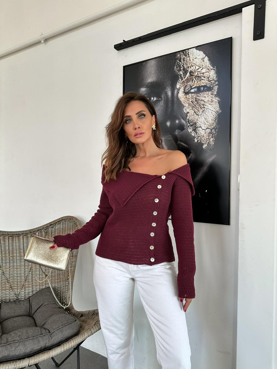 Bordo Degaje Düğmeli Kazak