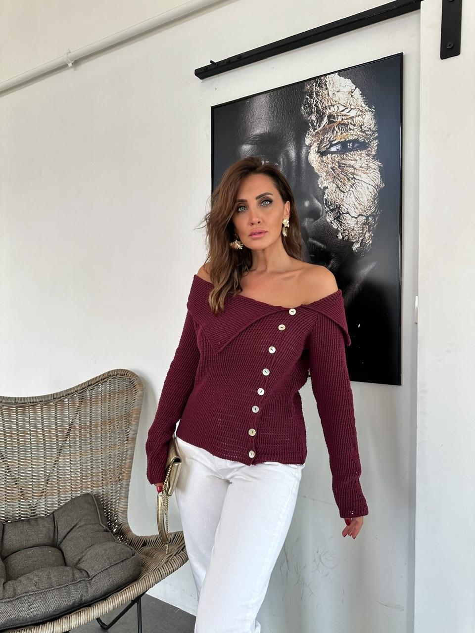 Bordo Degaje Düğmeli Kazak