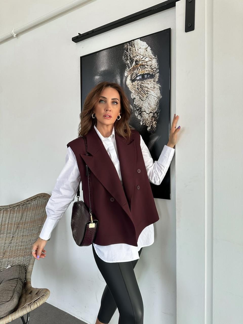 Bordo Dört Düğmeli Yelek