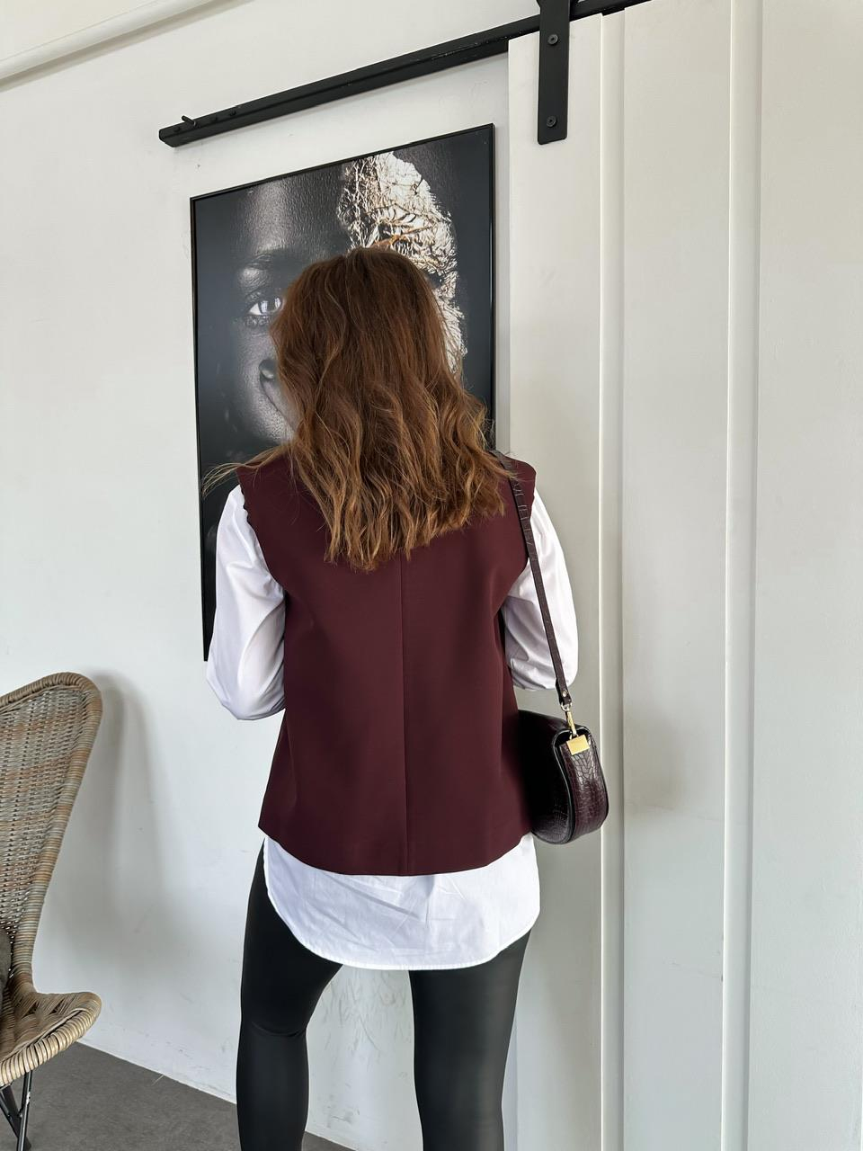 Bordo Dört Düğmeli Yelek