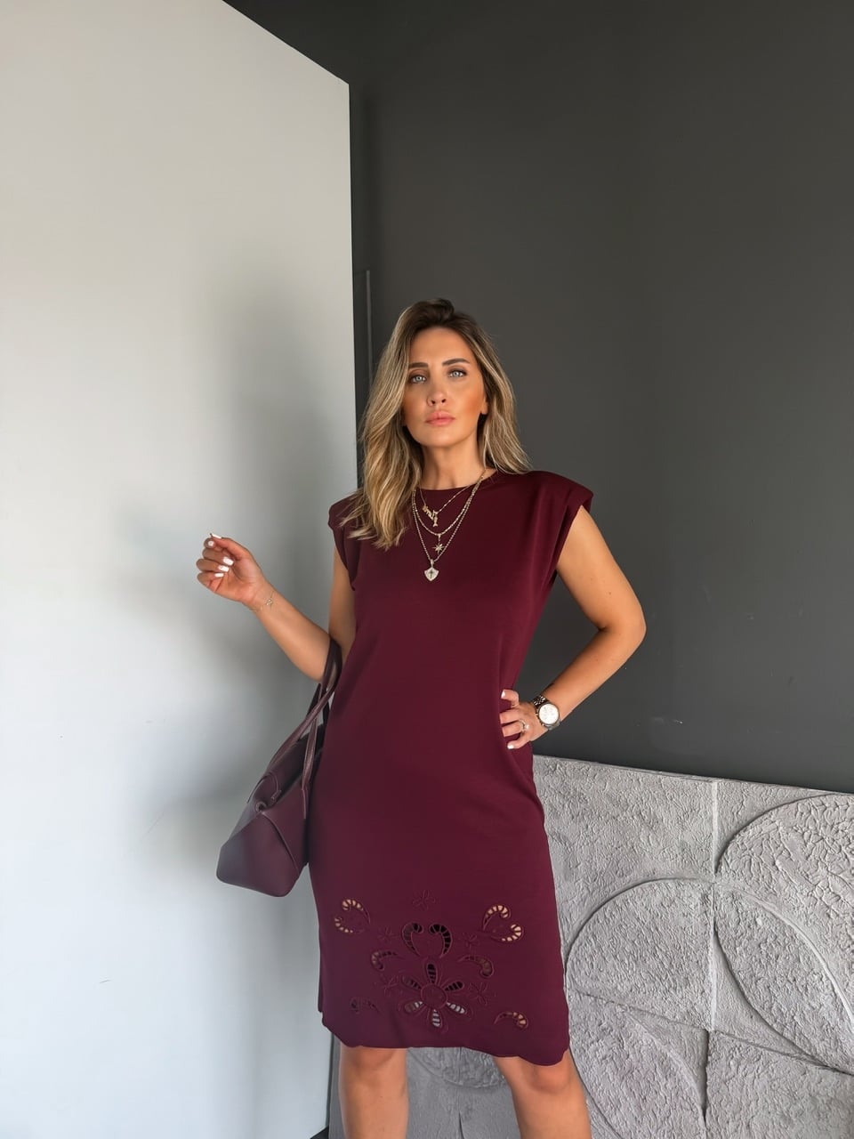 Bordo Etek Ucu Nakışlı Vatkalı Modal Elbise