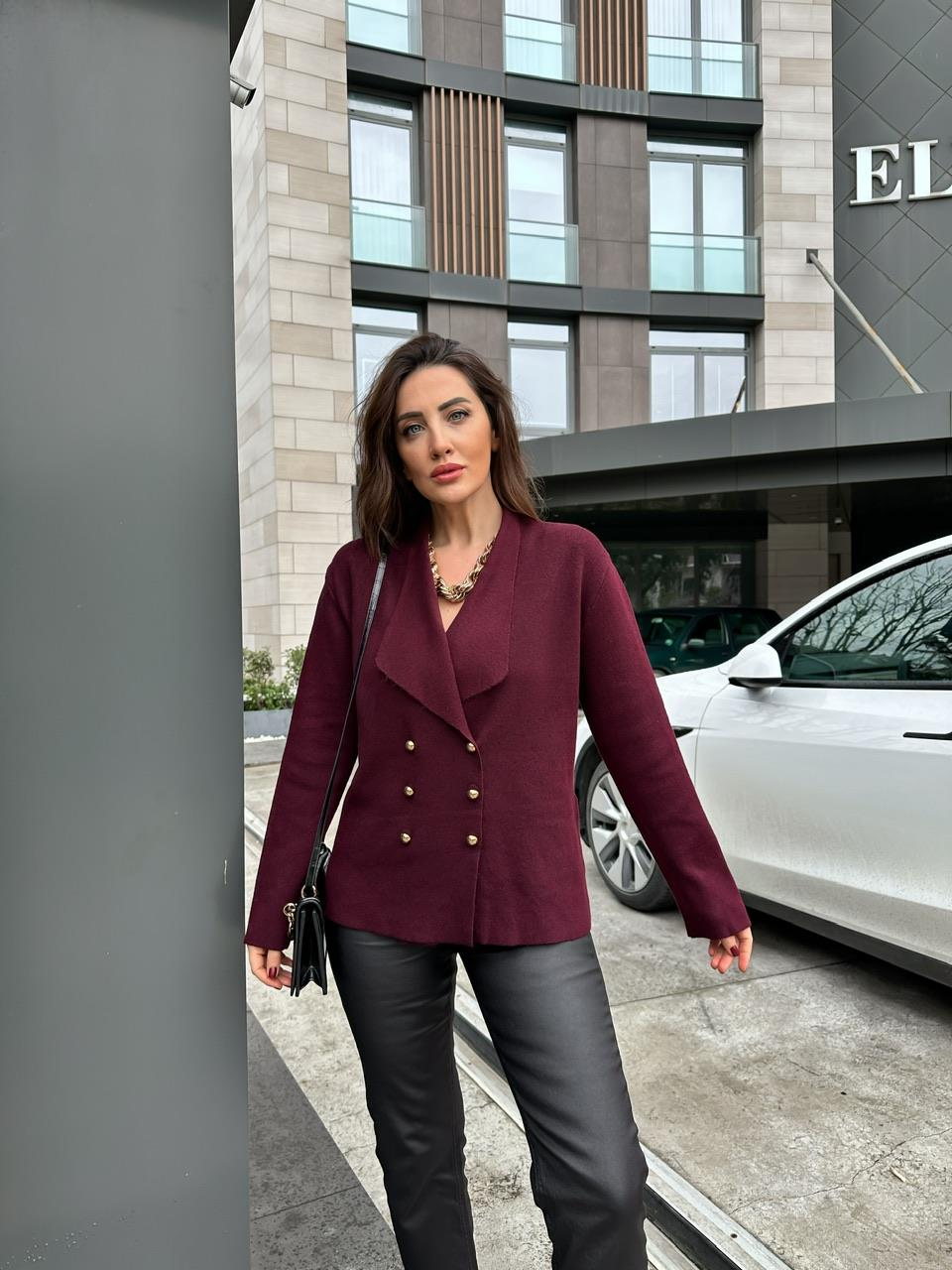 Bordo Gold Düğmeli Şık Hırka
