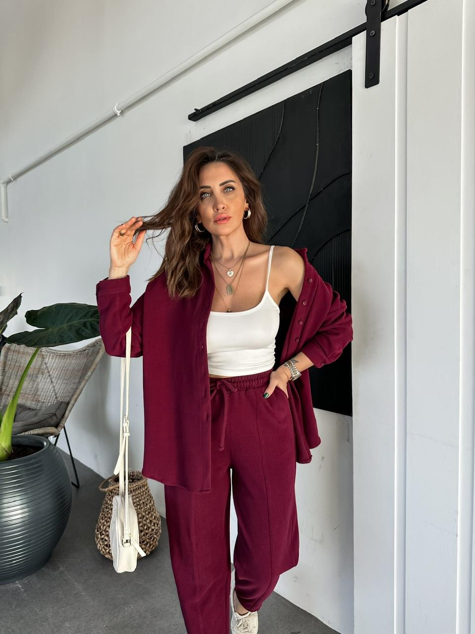 Bordo Gömlekli Yumuşak Dokulu Takım
