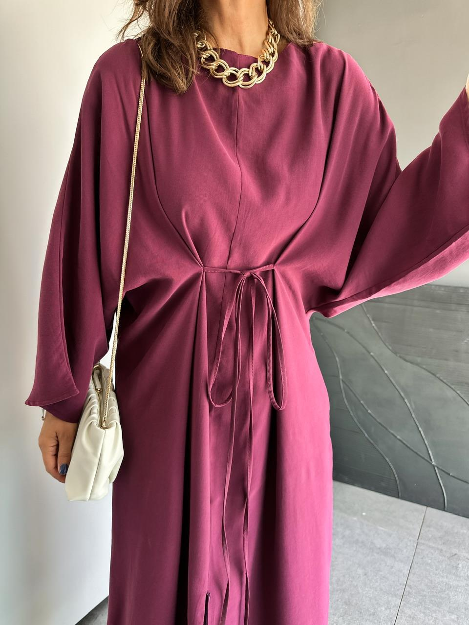 Bordo İpli Yırtmaçlı Fermuarlı Elbise
