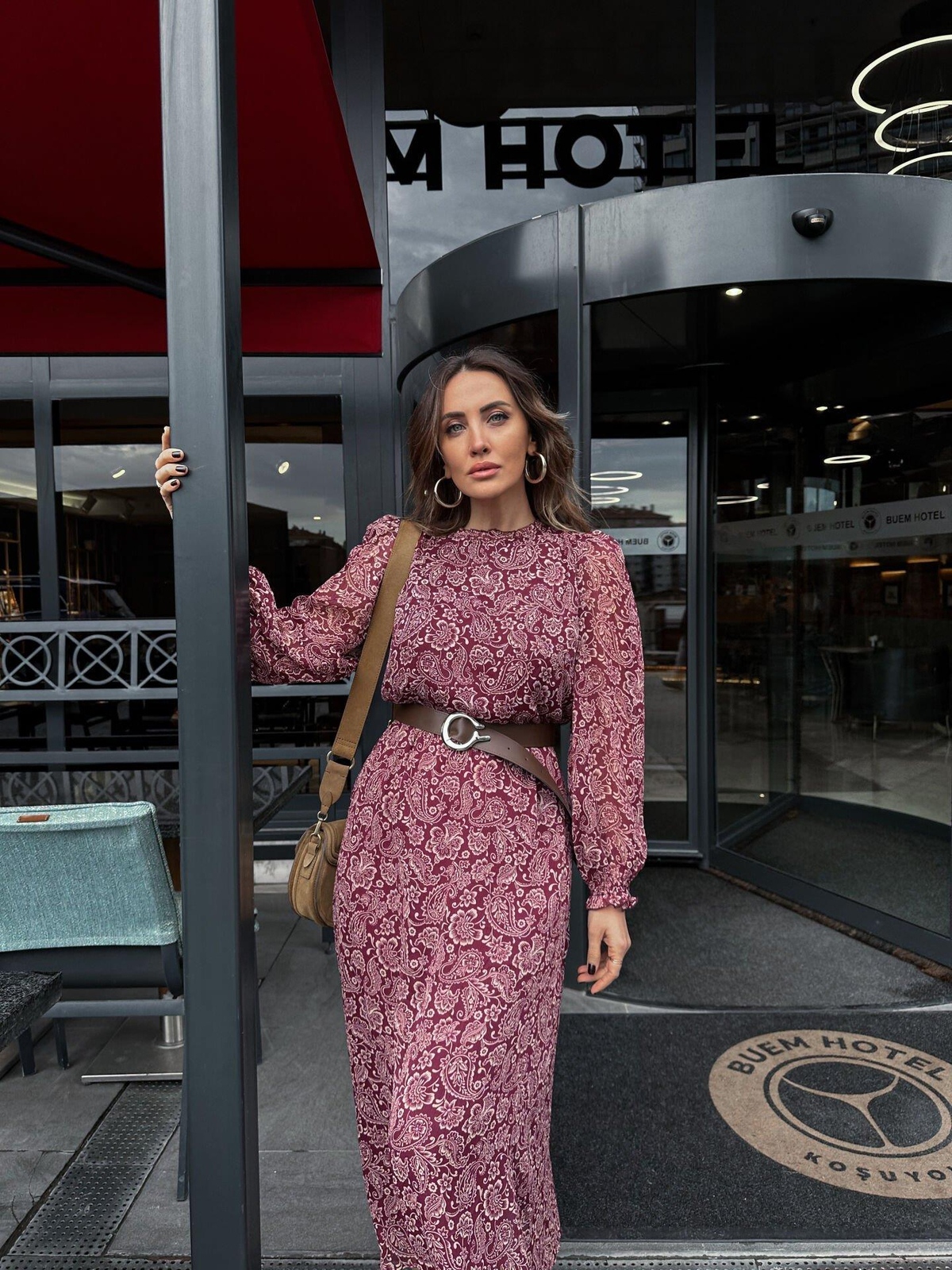 Bordo Kemerli Maxi Elbise