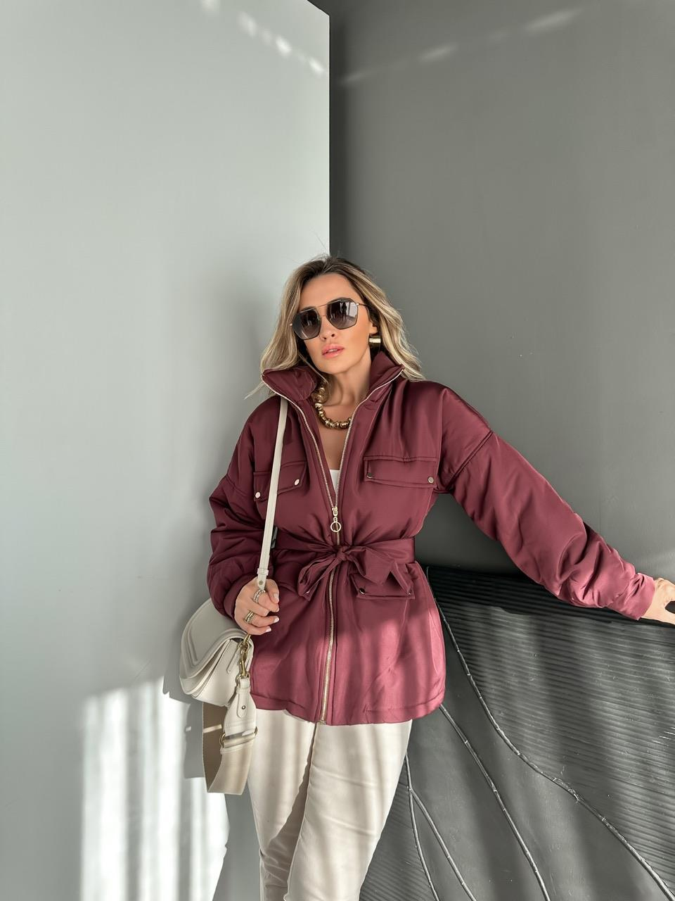 Bordo Kuşaklı Şişme Mont