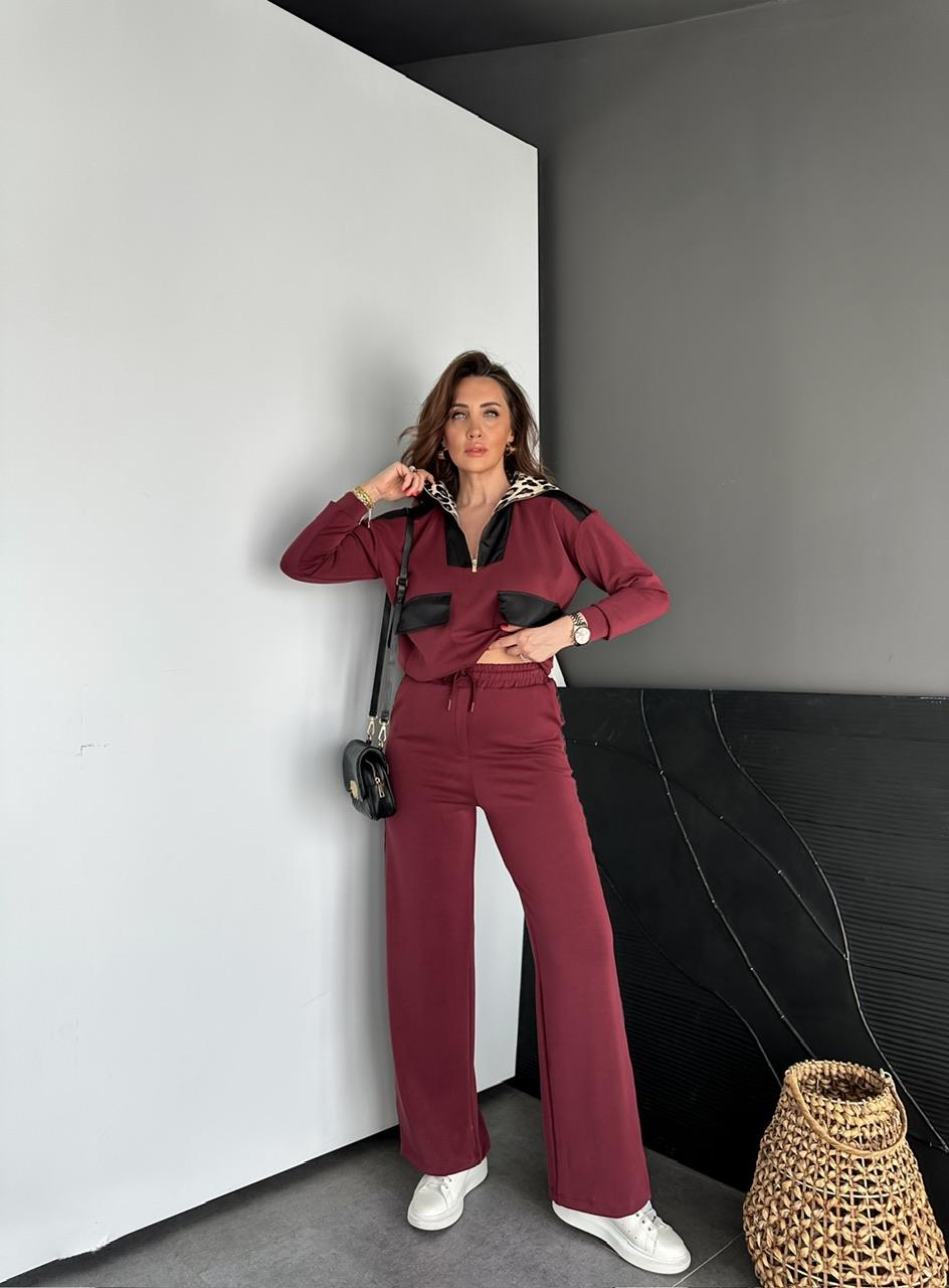 Bordo Leopar Detaylı Yakası Fermuarlı Takım