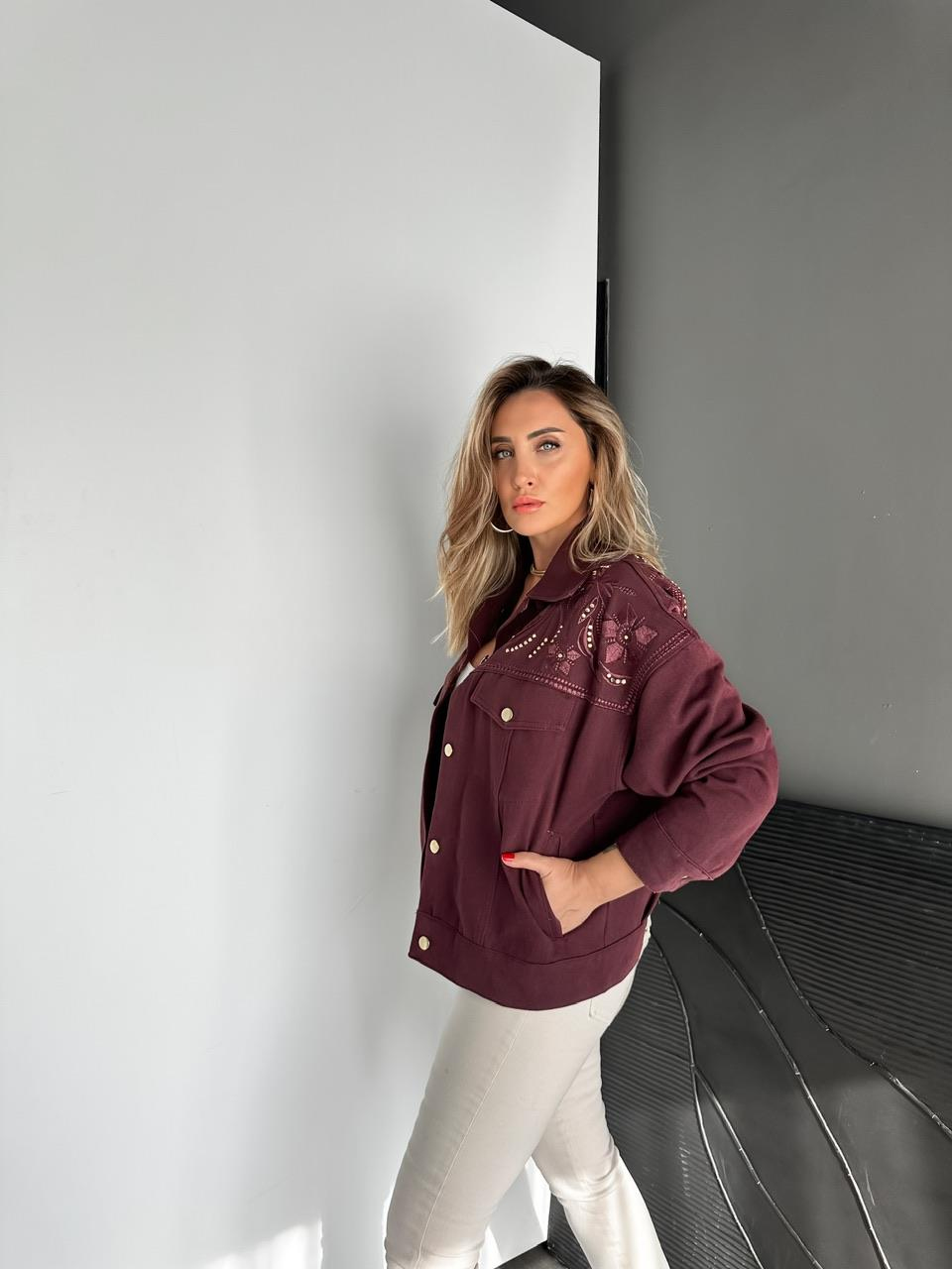 Bordo Nakışlı Zımbalı Kot Ceket