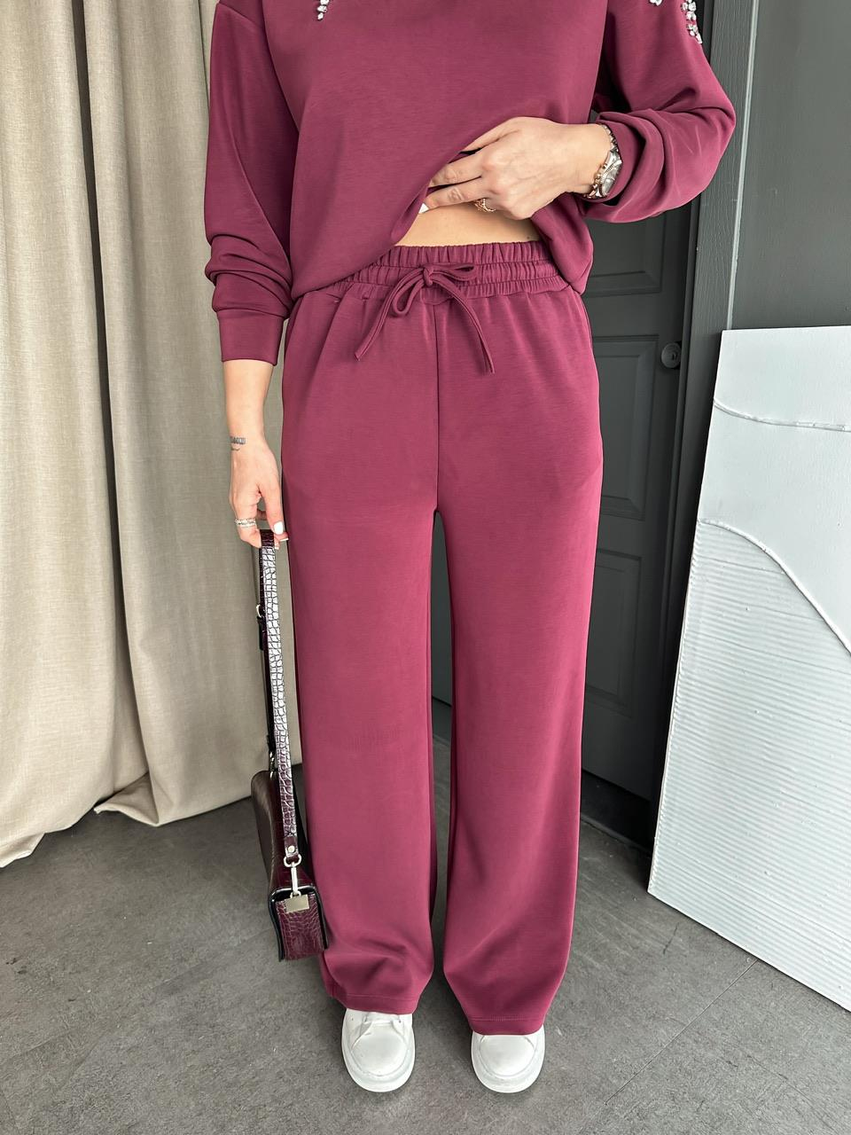Bordo Omuzları Serpme Taşlı Premium Takım