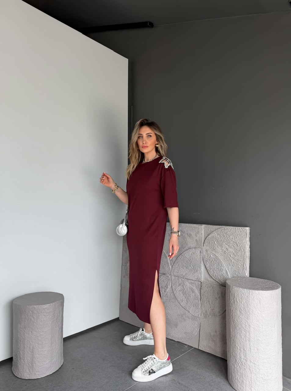 Bordo Omuzları Yıldız Taşlı Modal Elbise