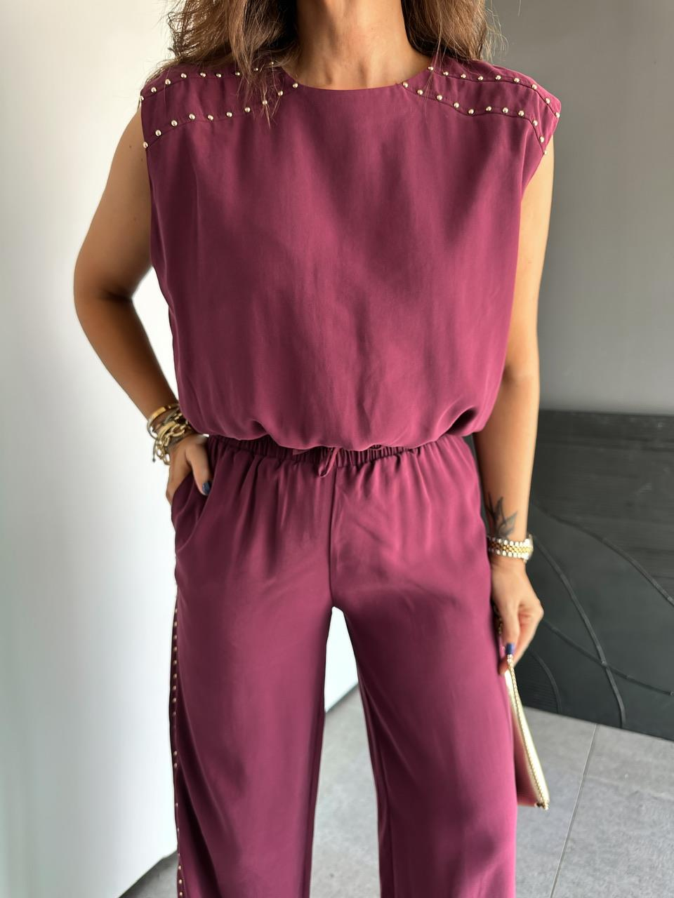 Bordo Pantolon Ve Bluzlu Zımbalı Takım