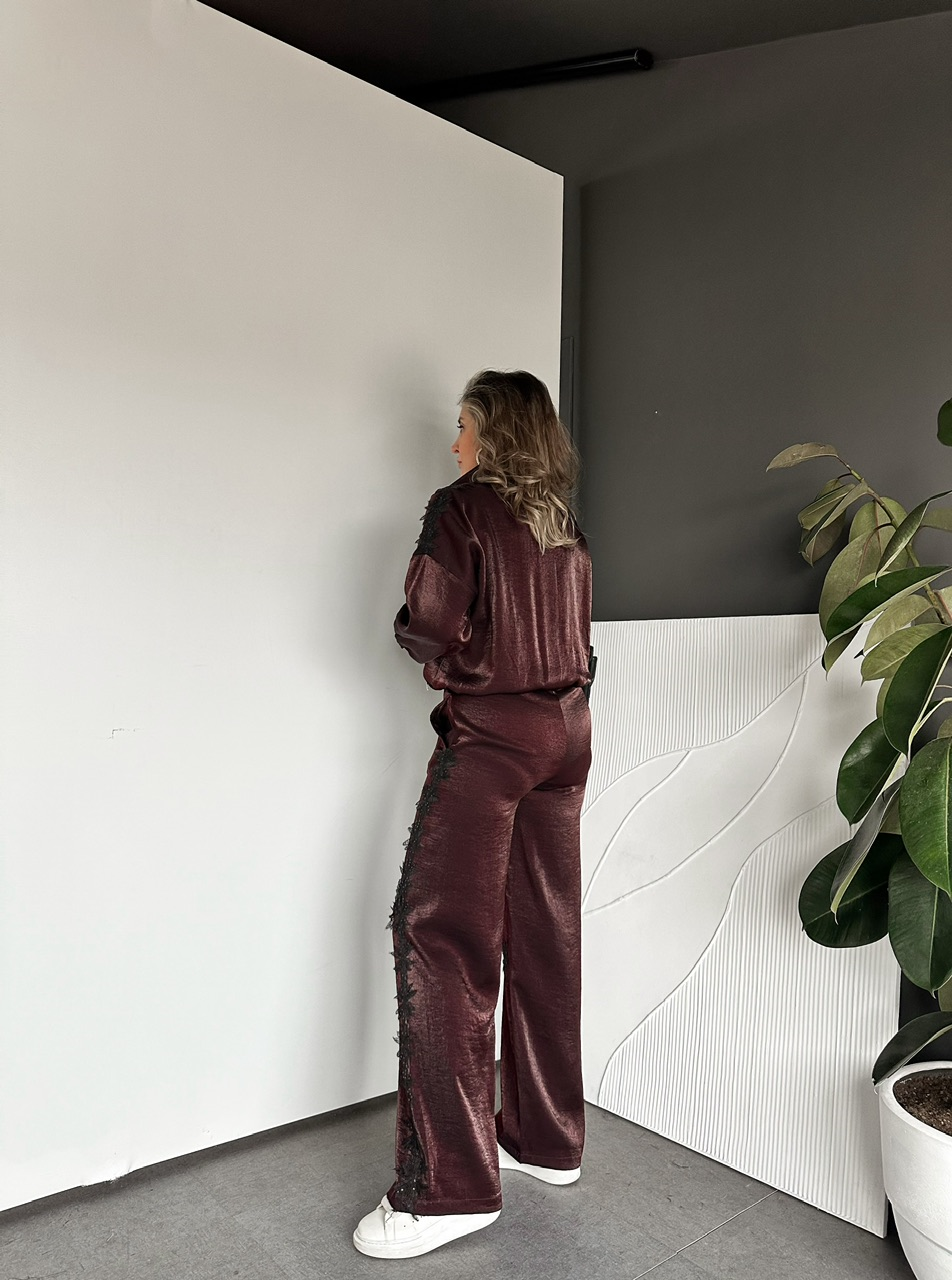 Bordo Pullu Nakışlı Saten Takım